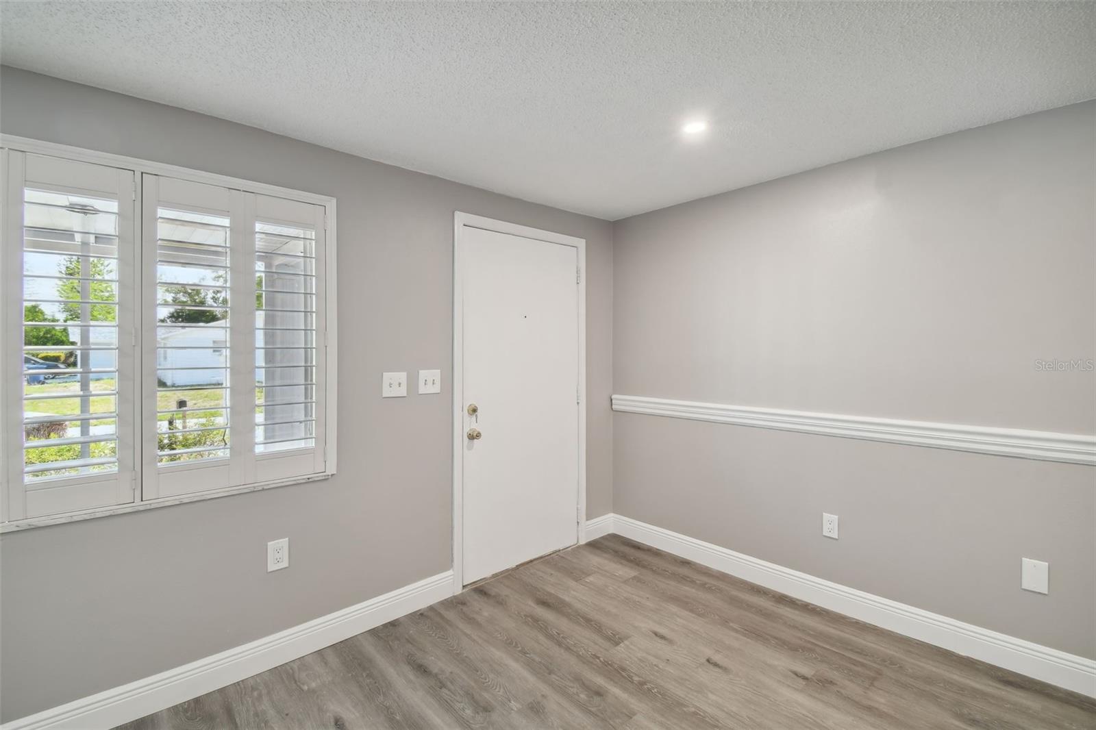 HILLANDALE - Residential