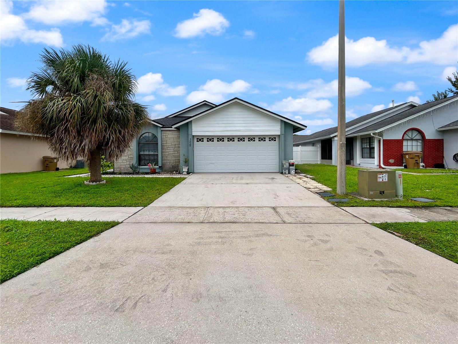 INDIAN WELLS - Residential Lease