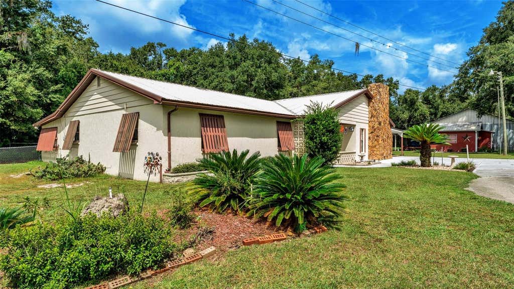 Photo of 1301 Lanier Road, Lakeland, FL 33810 (MLS # L4963393)
