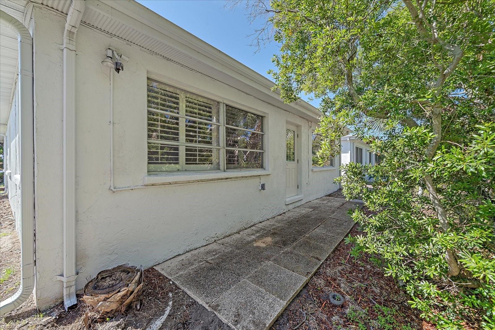 SPANISH MAIN YACHT CLUB CONDO - Residential