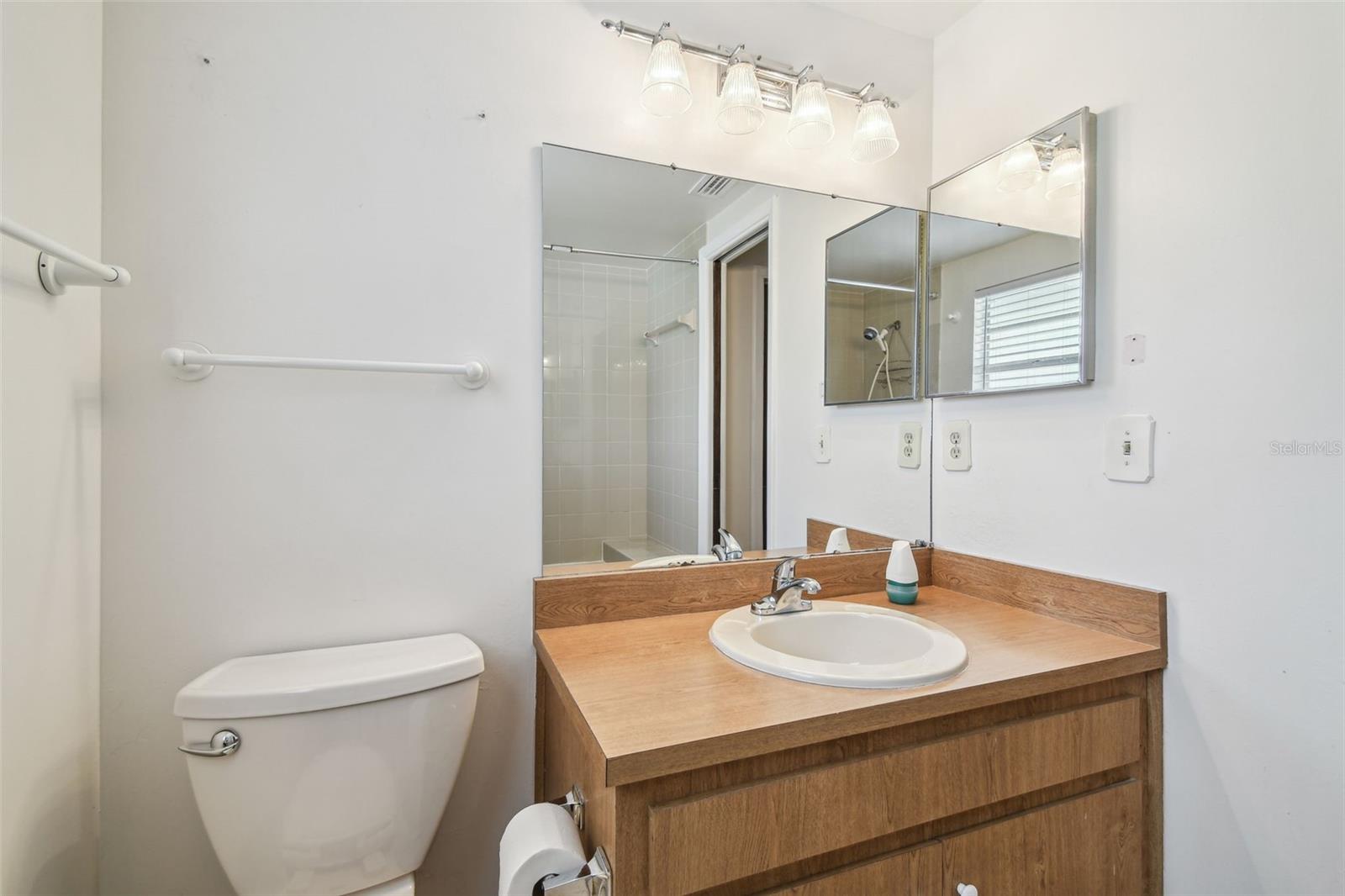 RAINTREE TERRACE SUB W - Residential