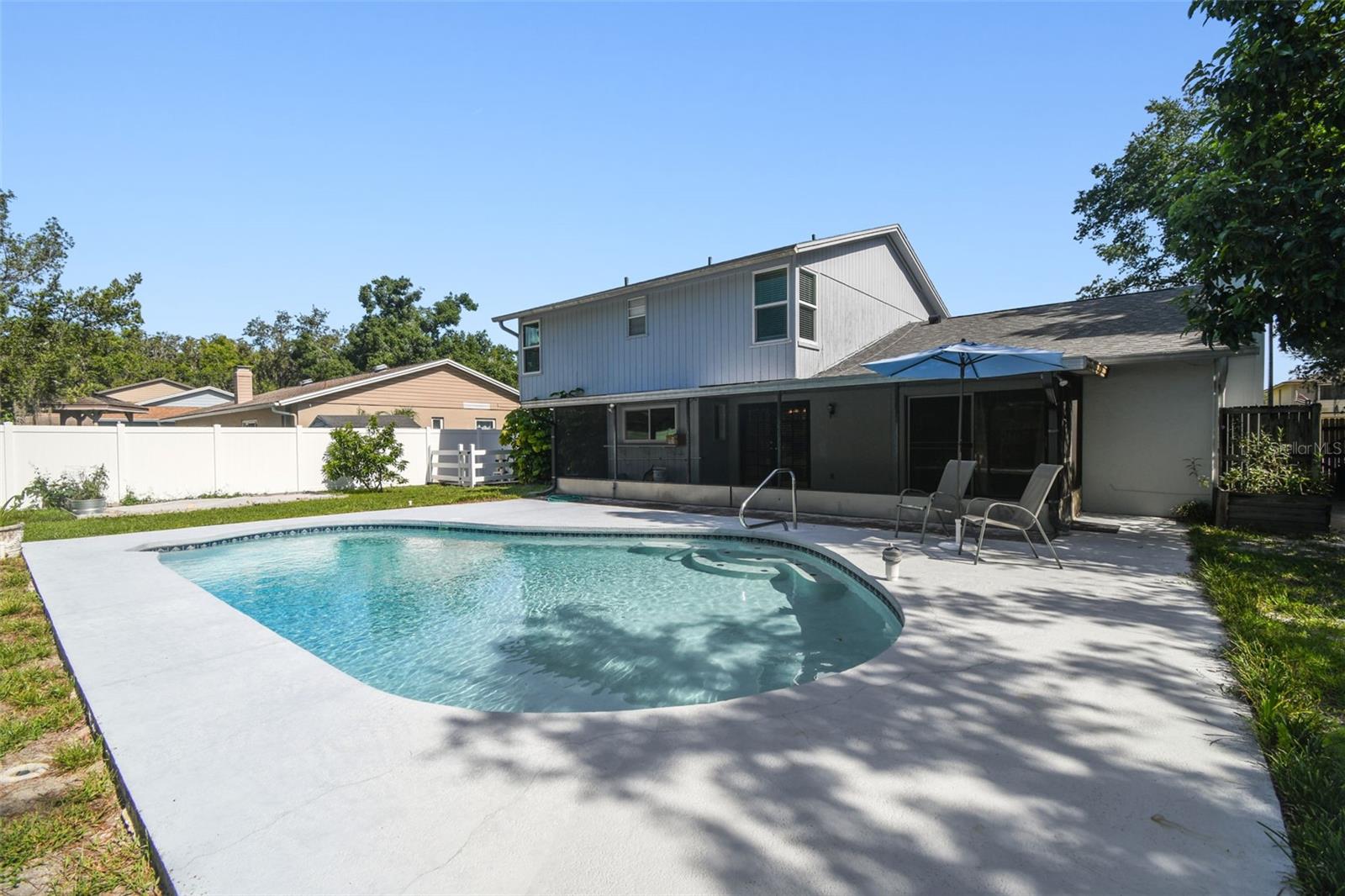 RAINTREE TERRACE SUB W - Residential