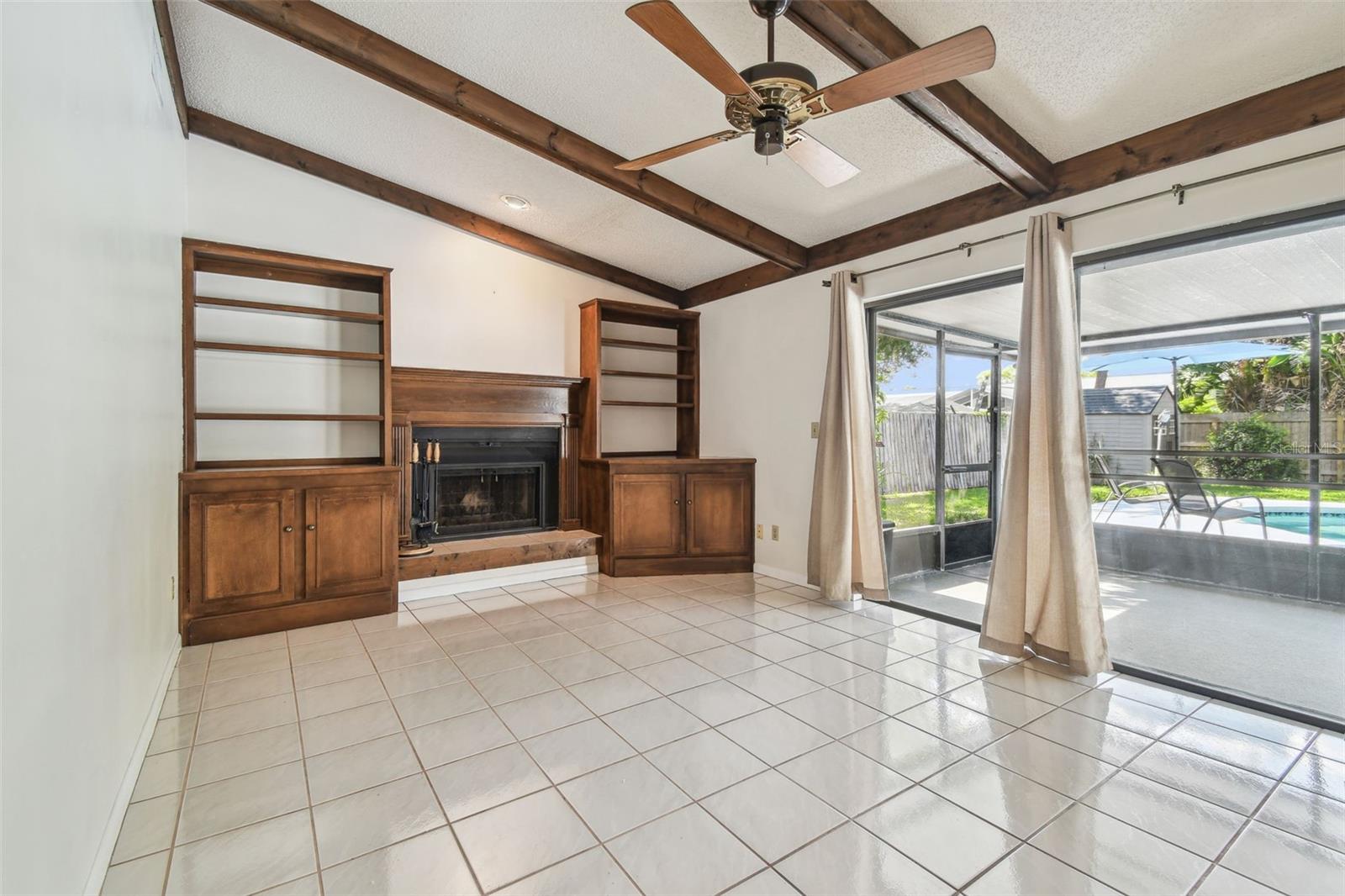 RAINTREE TERRACE SUB W - Residential