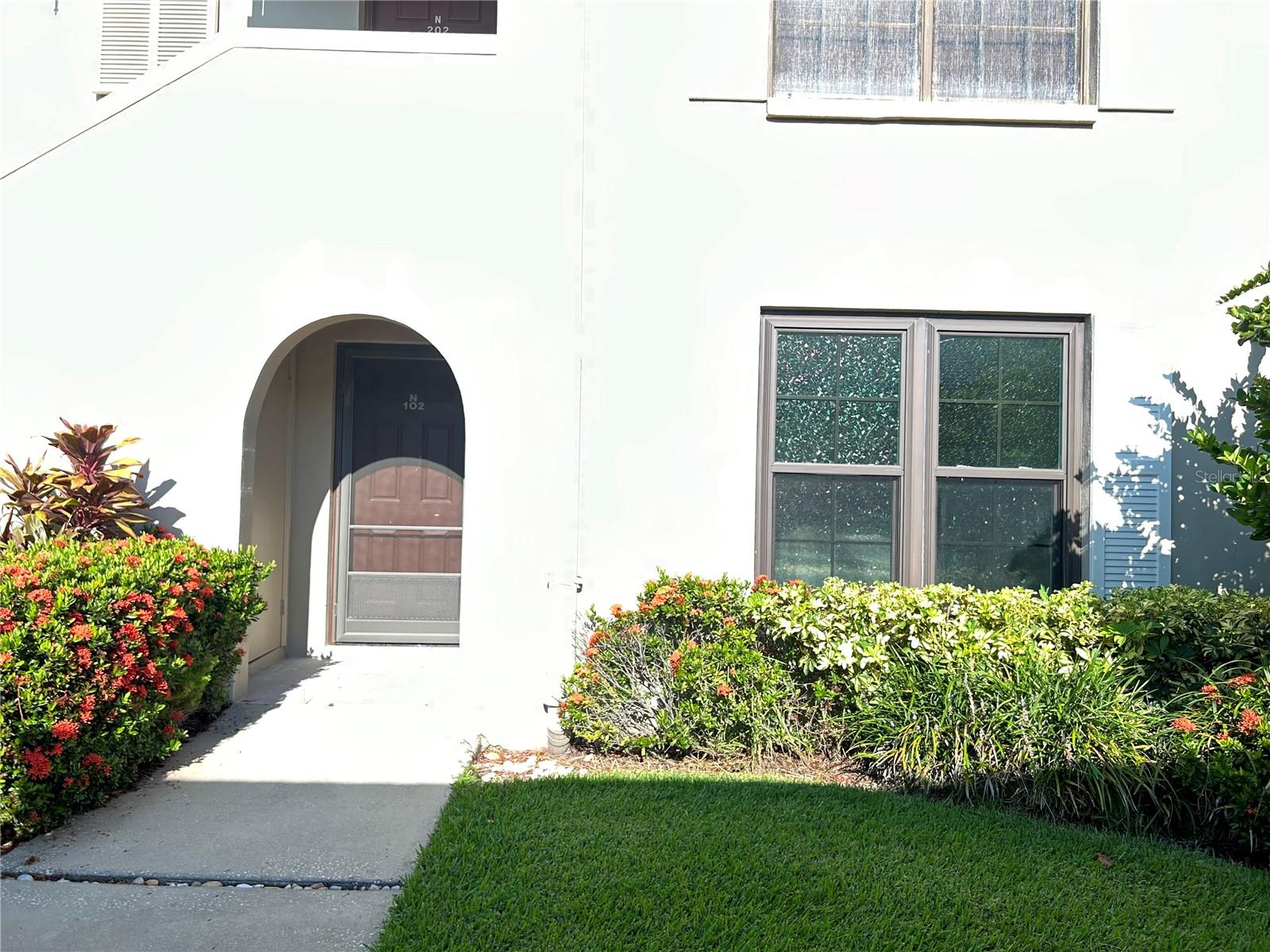 This condo experienced flood damage from Hurricane Helene but has already been fully remediated. The association is in the process of restoring the unit, with completion expected by October 2025. All finishes have been pre-selected to avoid delays. Unit does come with appliances but they have not been installed yet. More photos coming soon!
Take advantage of this rare opportunity to own a practically brand-new condo! Conveniently located just minutes from shopping, dining, gyms, banks, and with easy access to I-275 and downtown Tampa.