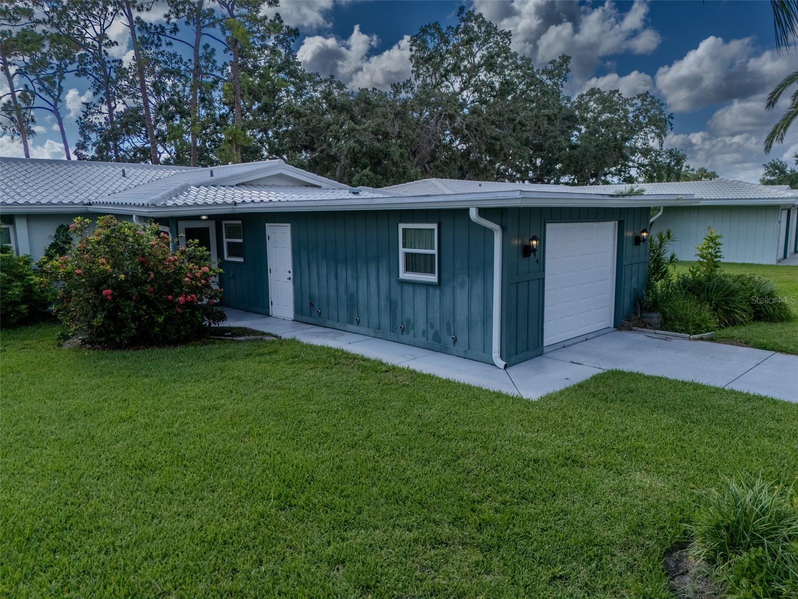 1614 STAFFORD LANE 1206