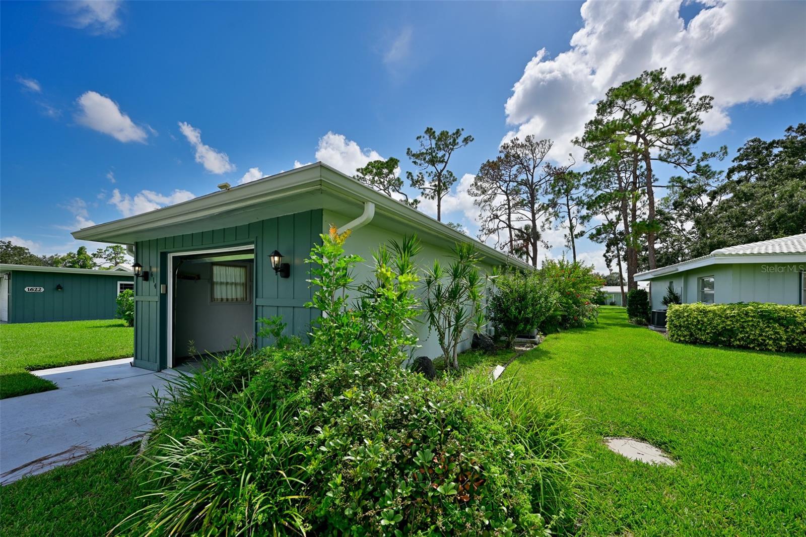 1614 STAFFORD LANE 1206