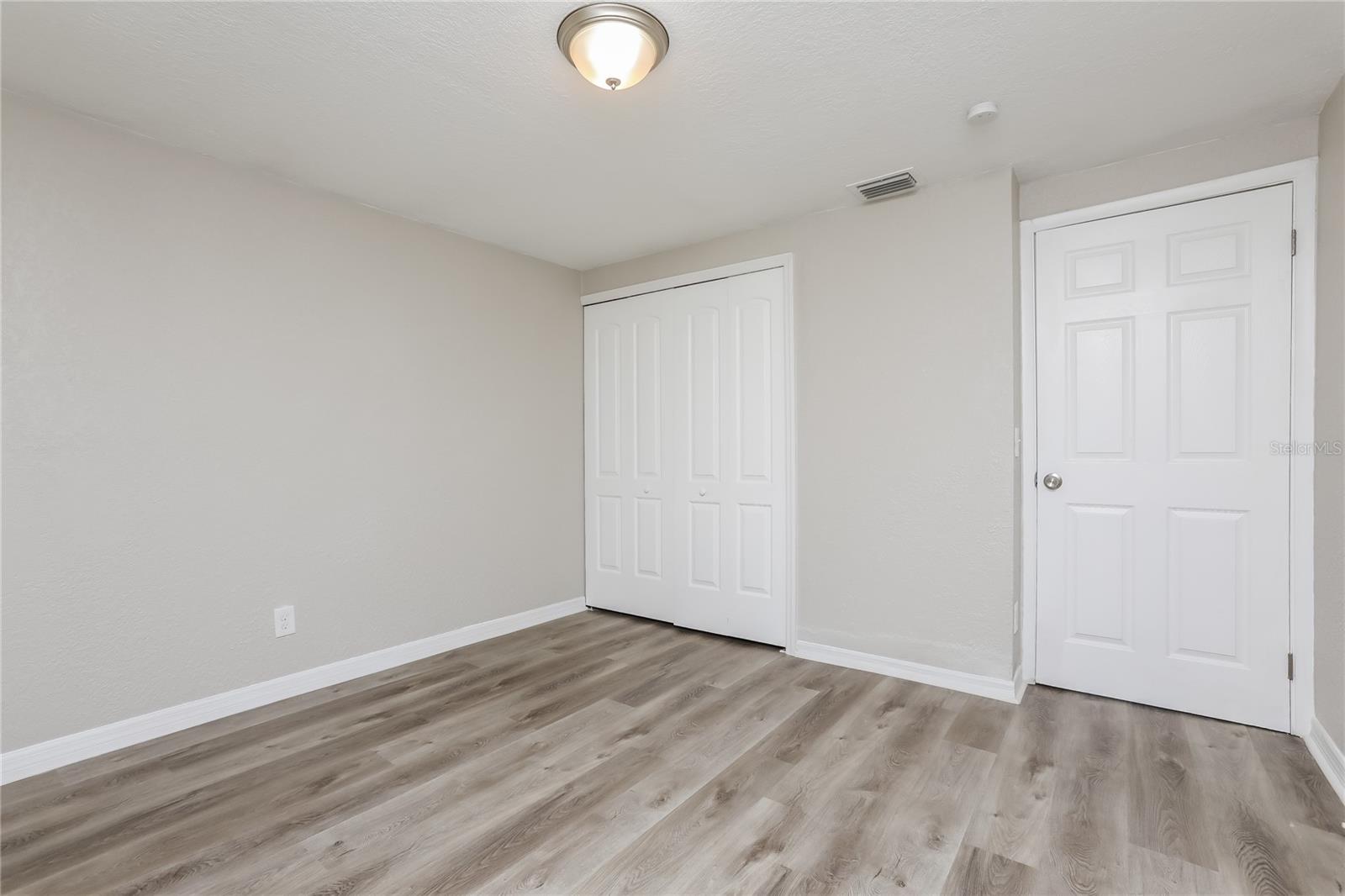 DREAMWOLD 3RD SEC - Residential Lease