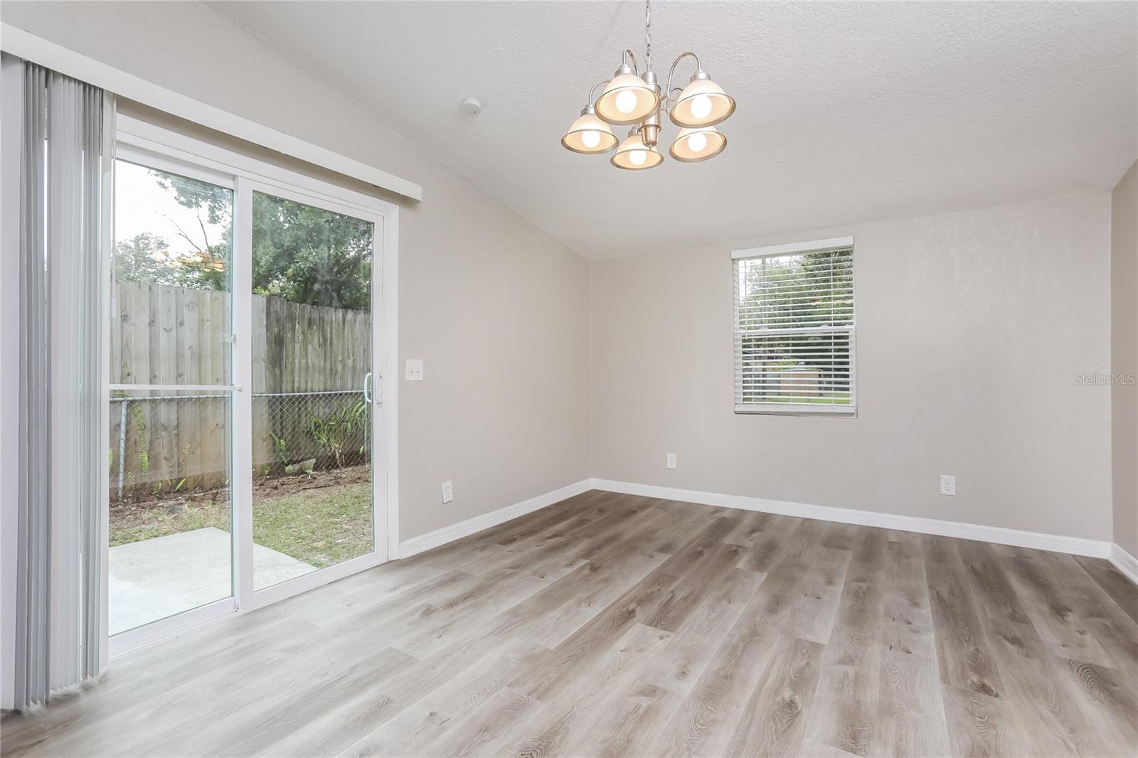 DREAMWOLD 3RD SEC - Residential Lease