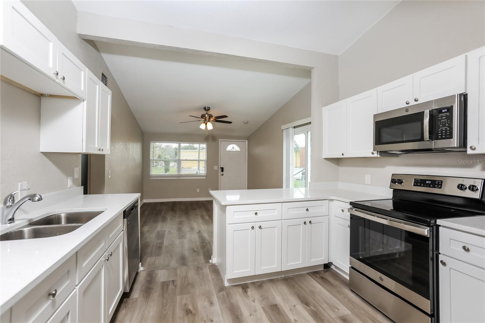 DREAMWOLD 3RD SEC - Residential Lease