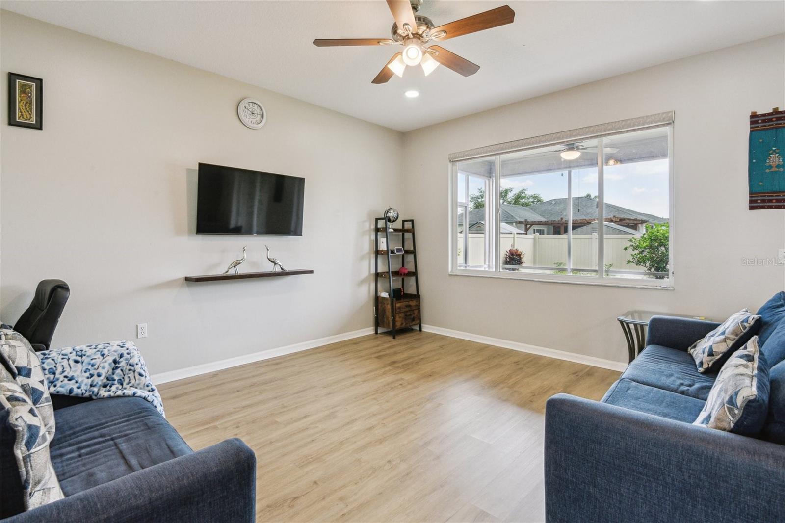 MEADOW POINTE PRCL 10 UNIT 01 02 - Residential