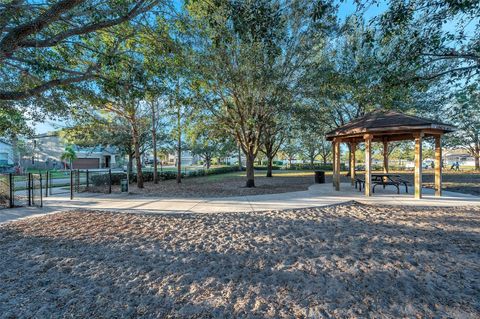 A home in LAND O LAKES