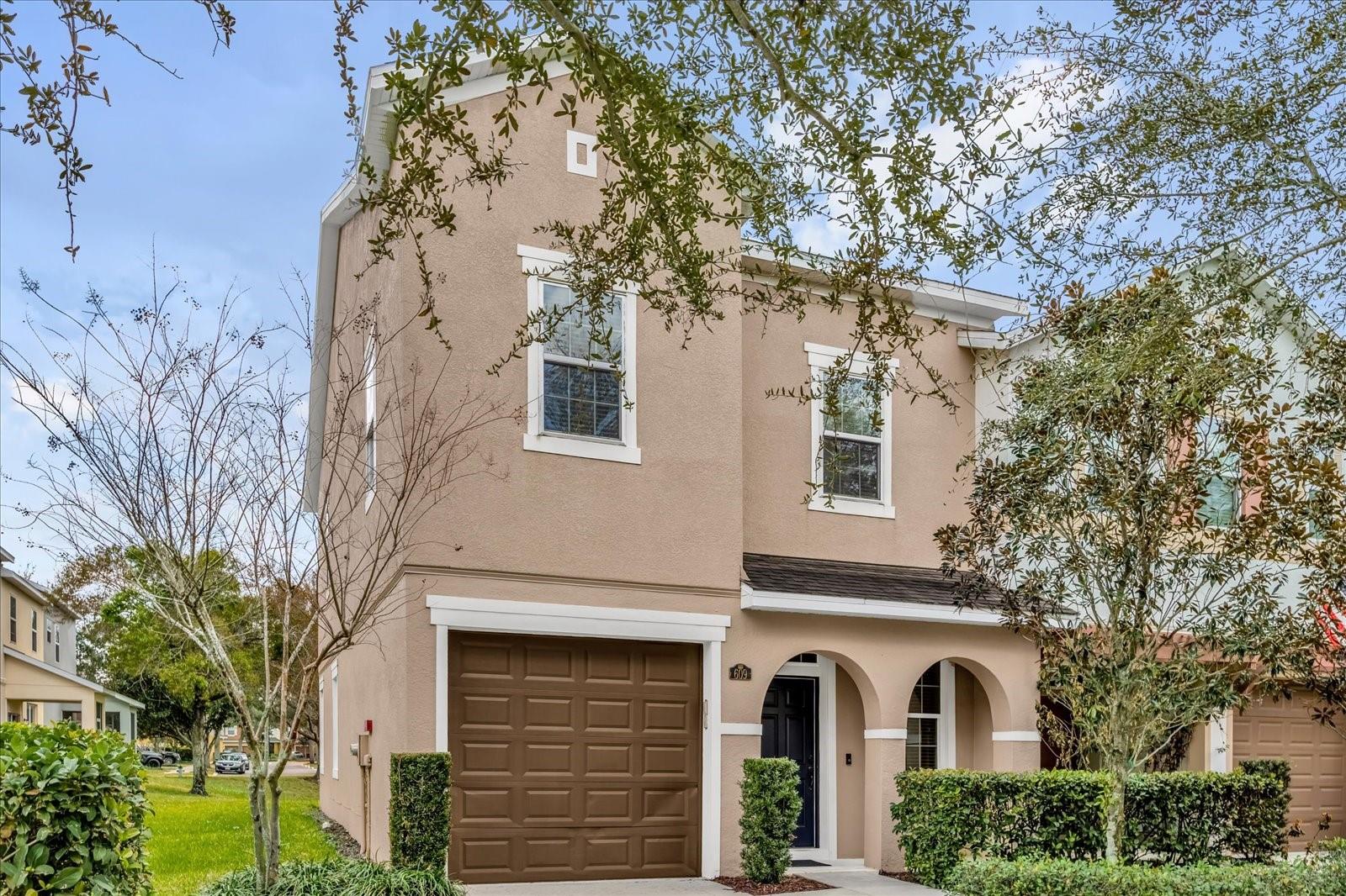 609 FORTANINI CIRCLE