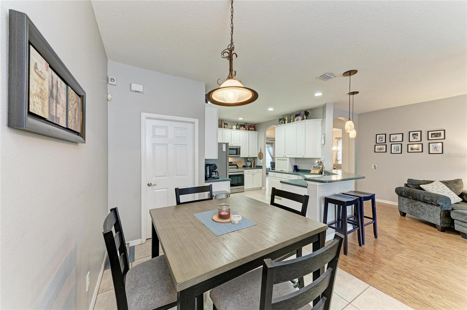 THE OAKS AT WOODLAND PARK PH 1 - Residential