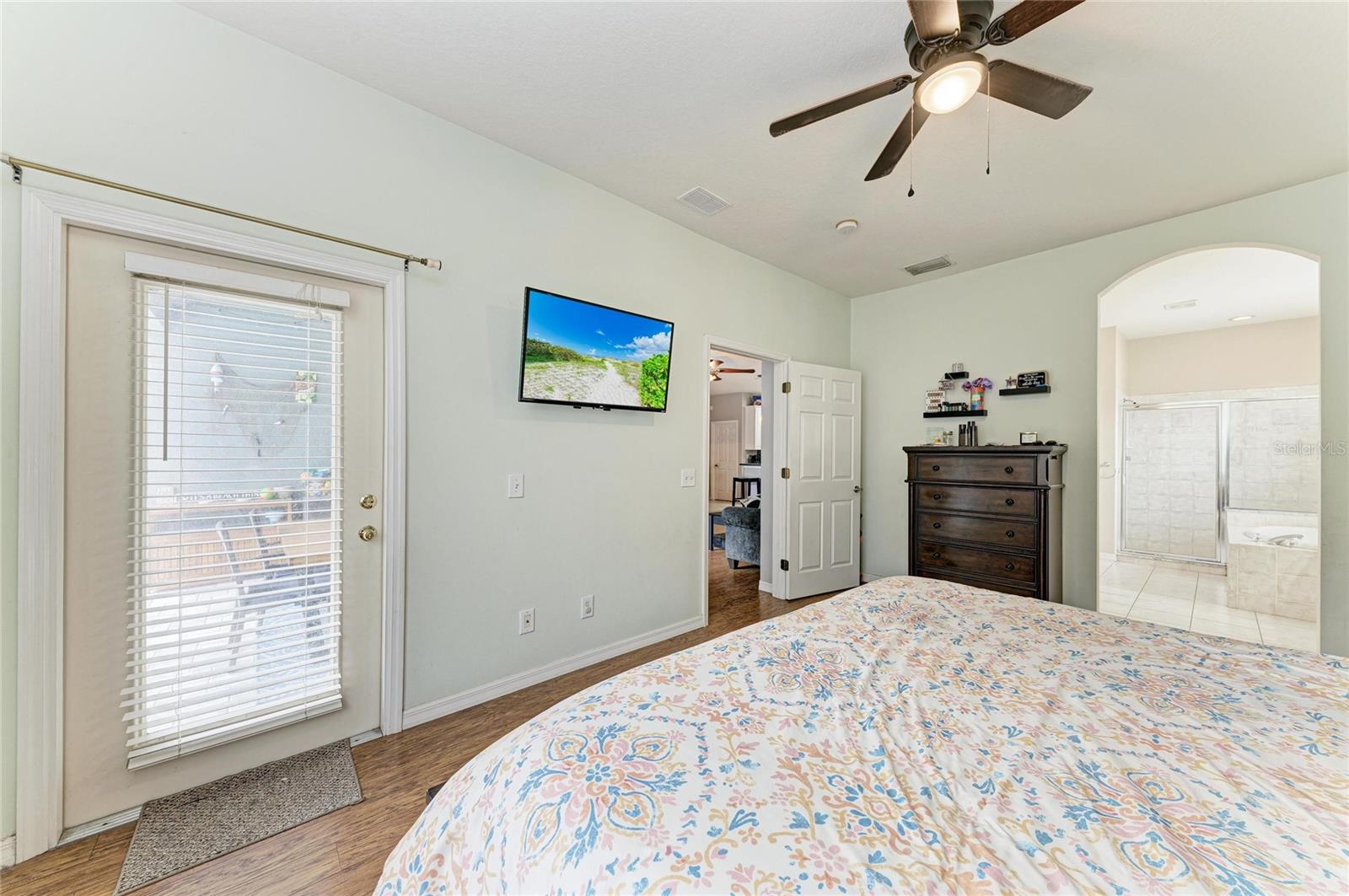 THE OAKS AT WOODLAND PARK PH 1 - Residential