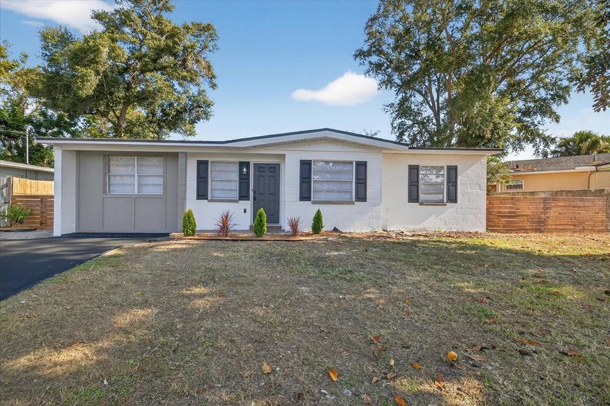 FHA, VA, Conventional Financing or Cash! Great opportunity for a first time home buyer or investor! BEAUTIFUL PROPERTY! 

Renovated property, great conditions, fresh paint throughout, move in ready, won’t last long on the market!

Excellent and convenient location! Nearby bus stop, close to shopping mall, hospital, schools, restaurants, parks, easy interstate access to downtown, airport, beaches and many other amenities.

SEND PRE-APPROVAL LETTER OR PROOF OF FUNDS, PROPERTY SOLD "AS IS" WITHOUT REPAIR OR WARRANTY, SELLER HAS NO KNOWLEDGE OF PROPERTY HISTORY, NO DISCLOSURES OR ASSOCIATION DOCS SUPPLIED. BUYER/BUYER'S AGENT IS RESPONSIBLE FOR VERIFYING HOA INFO & FEES, IF ANY, COMMUNITY RULES, SQ FT, LOT SIZE, ROOM DIMENSIONS AND TAXES.