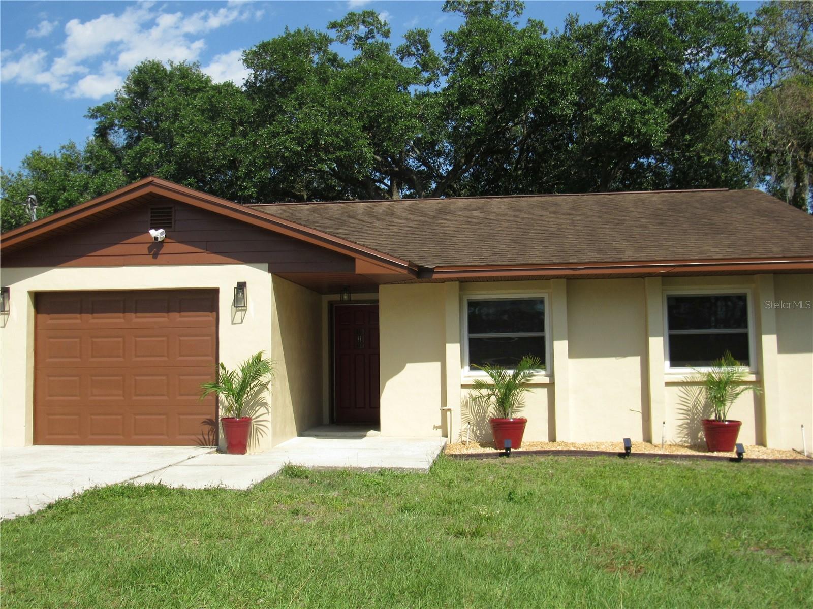 Lovely 3 bedrooms 2 baths 1 car garage. Split plan with updated bathrooms. Hugh screened in Lanai with wood deck under roof. Washer/Dryer on property for Landlord convenience.