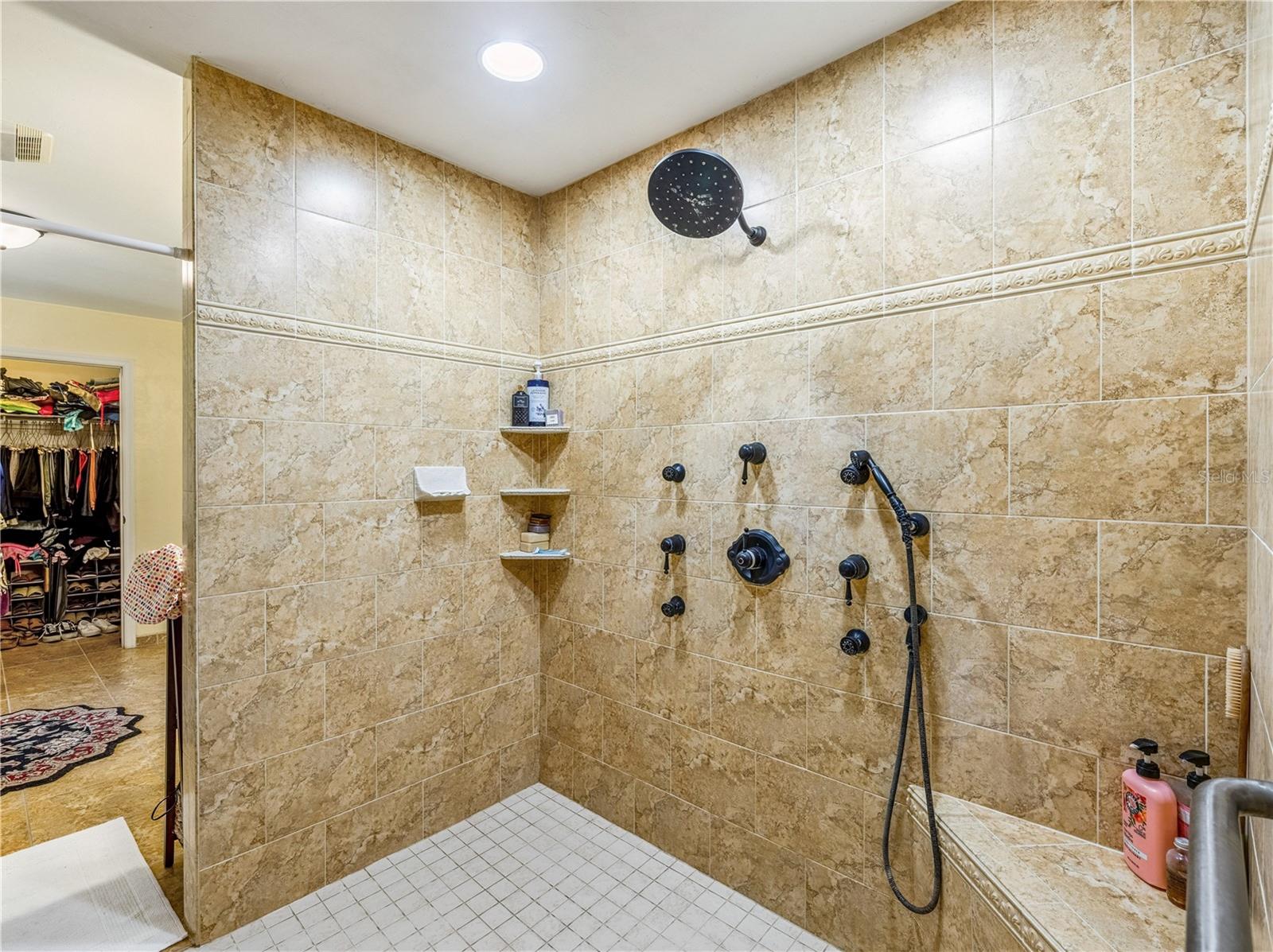 JENKINS FARMS - Residential