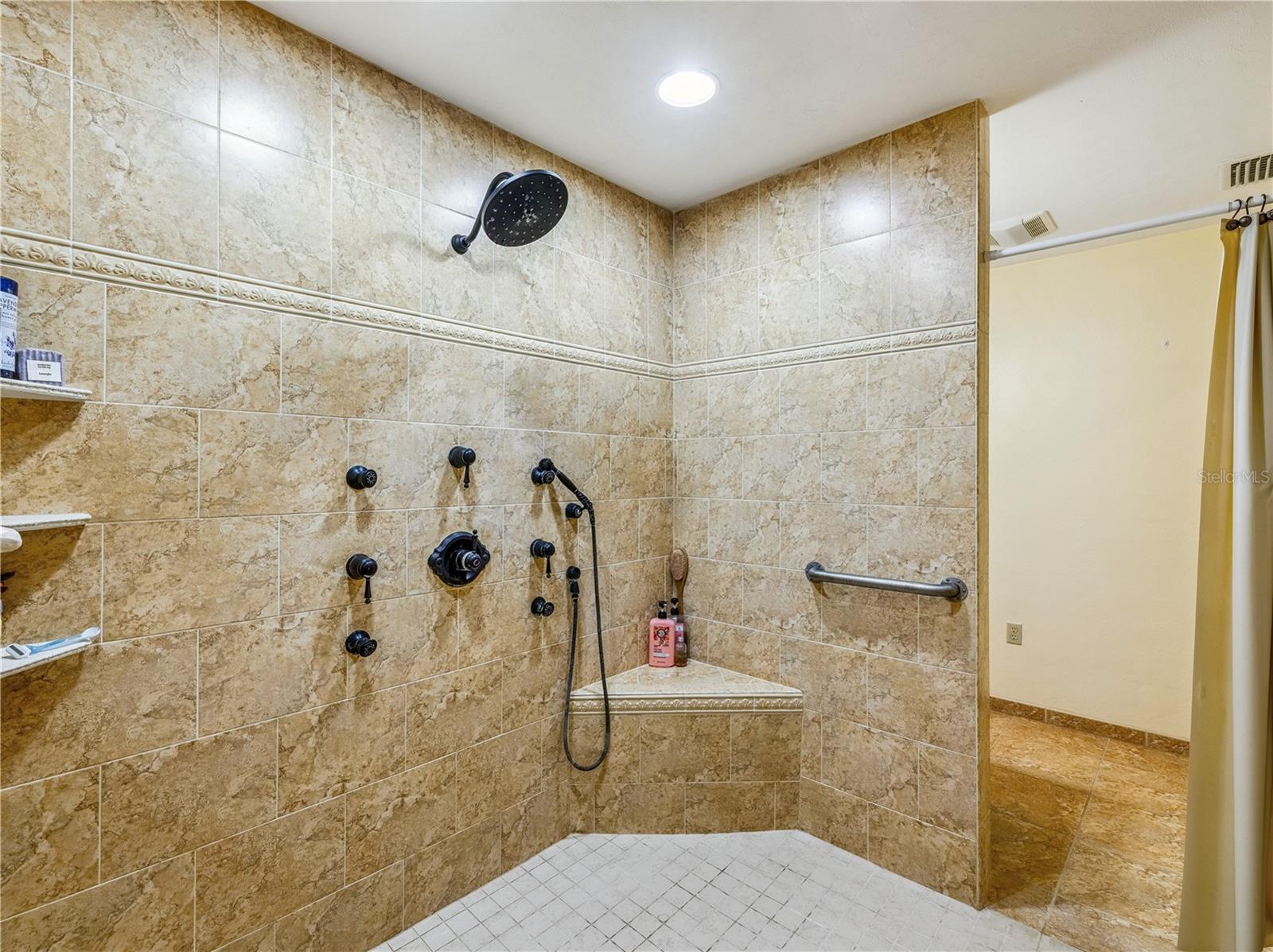 JENKINS FARMS - Residential