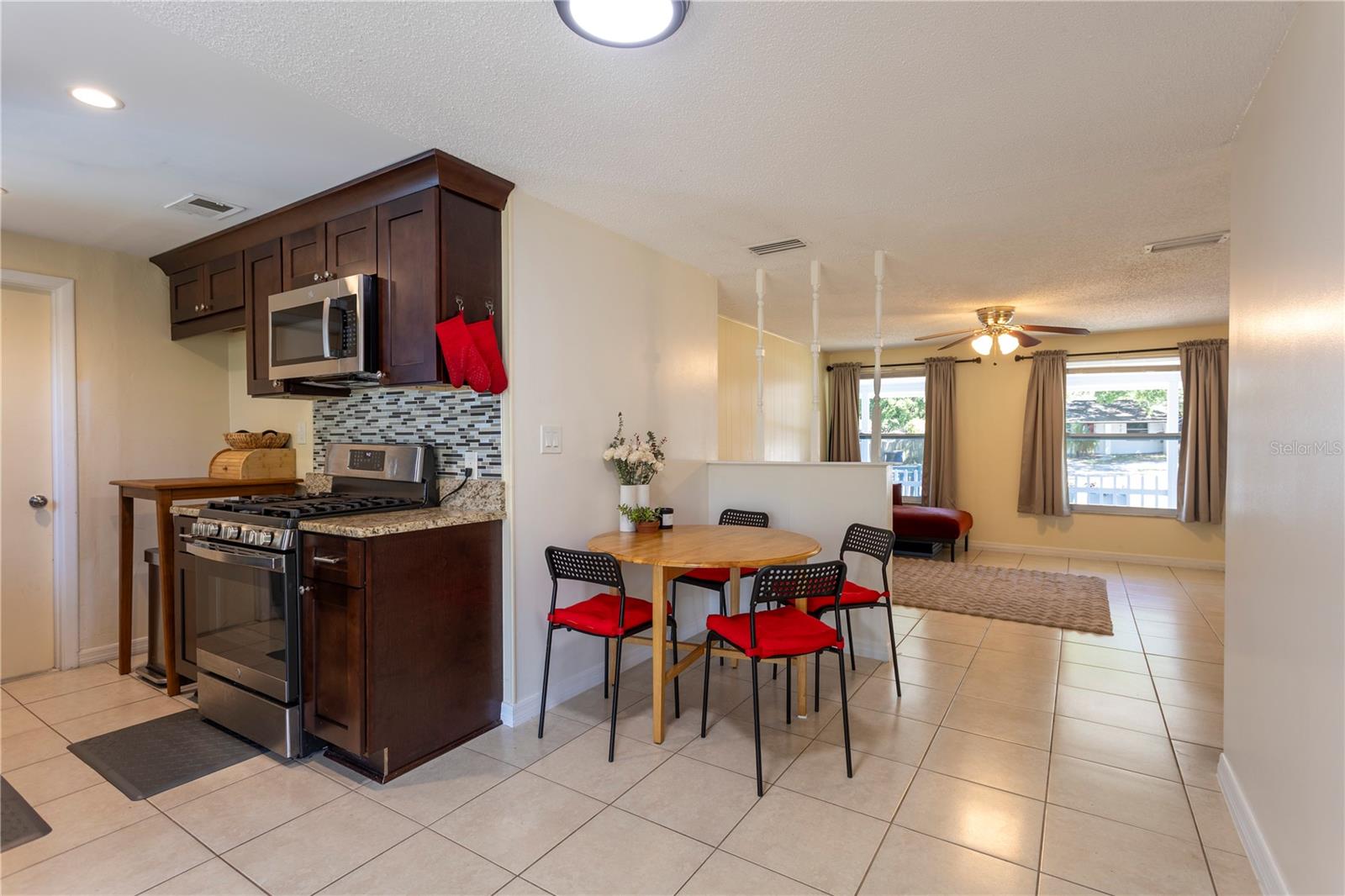 WOODVALLEY UNIT 5 - Residential