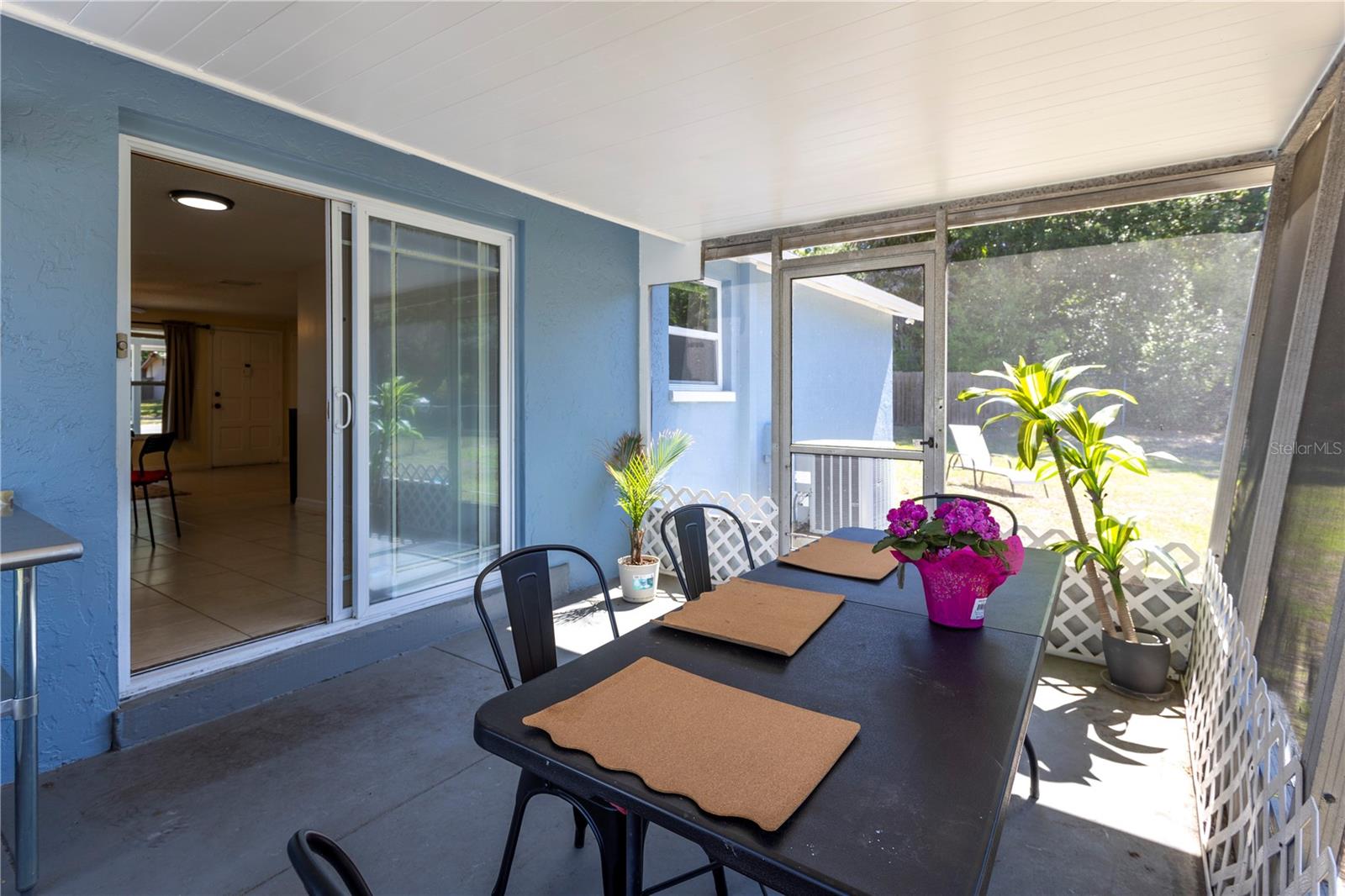 WOODVALLEY UNIT 5 - Residential