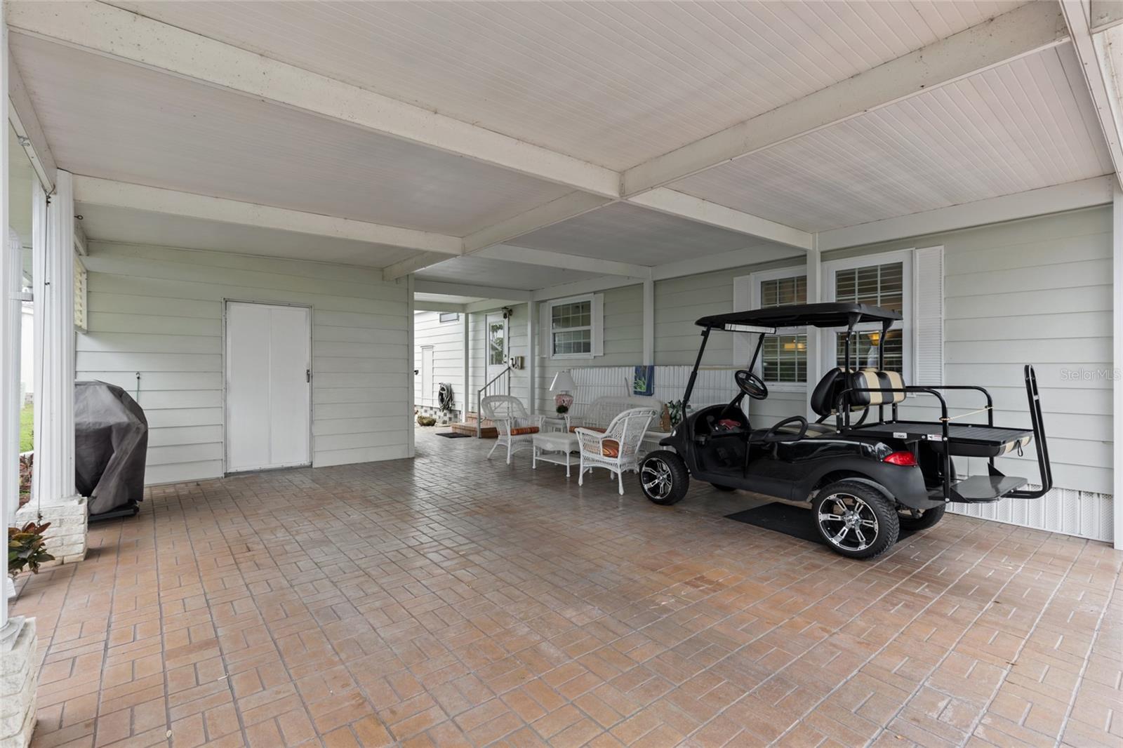 KINGS GATE CLUB MHP - Residential