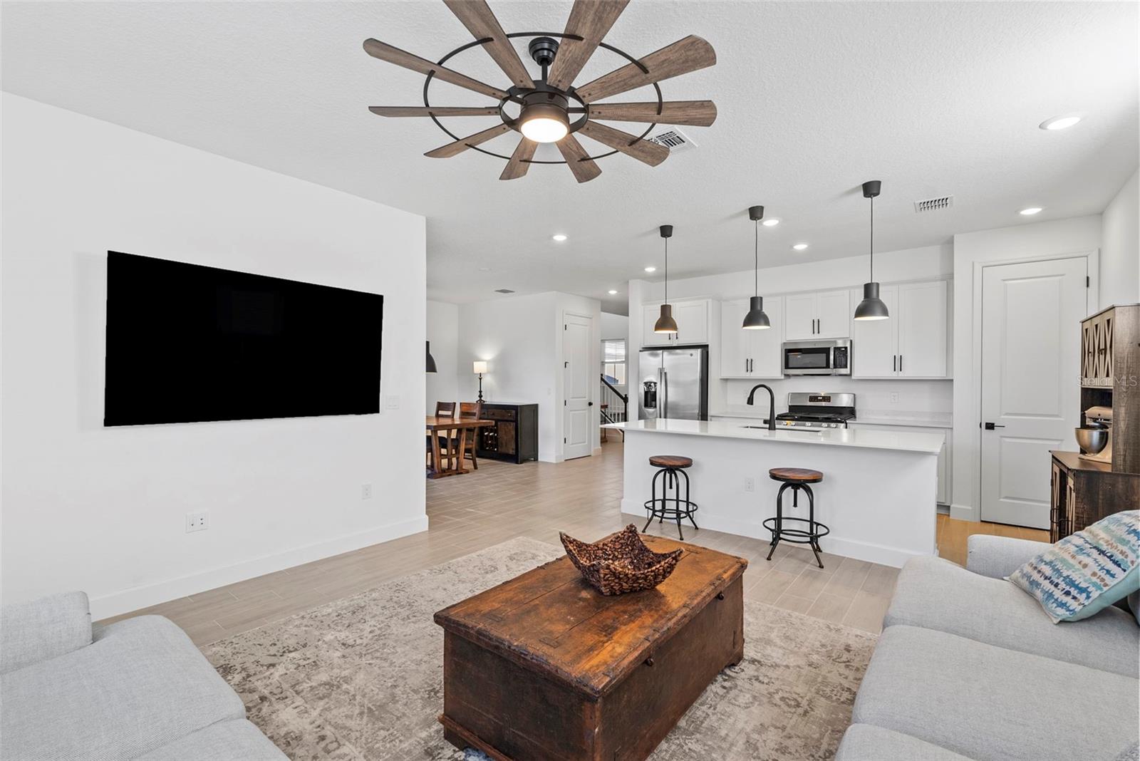 WATERSET WOLF CRK PH G1 & 30TH - Residential