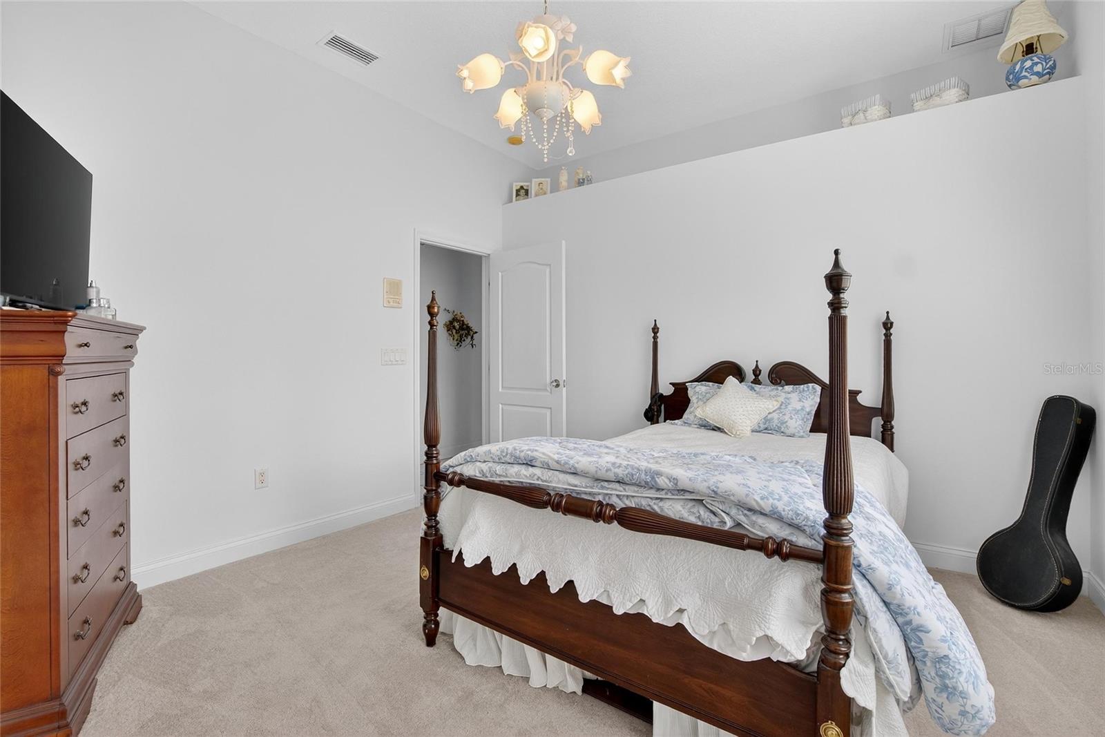 ASHTON OAKS - Residential