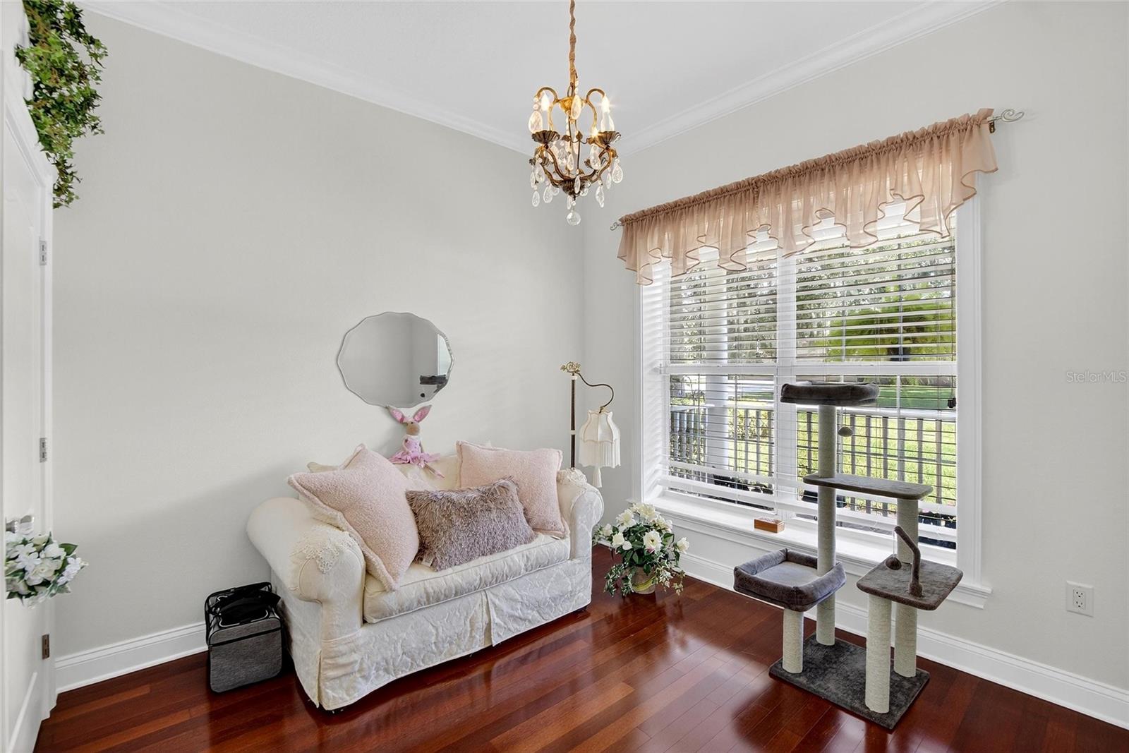 ASHTON OAKS - Residential