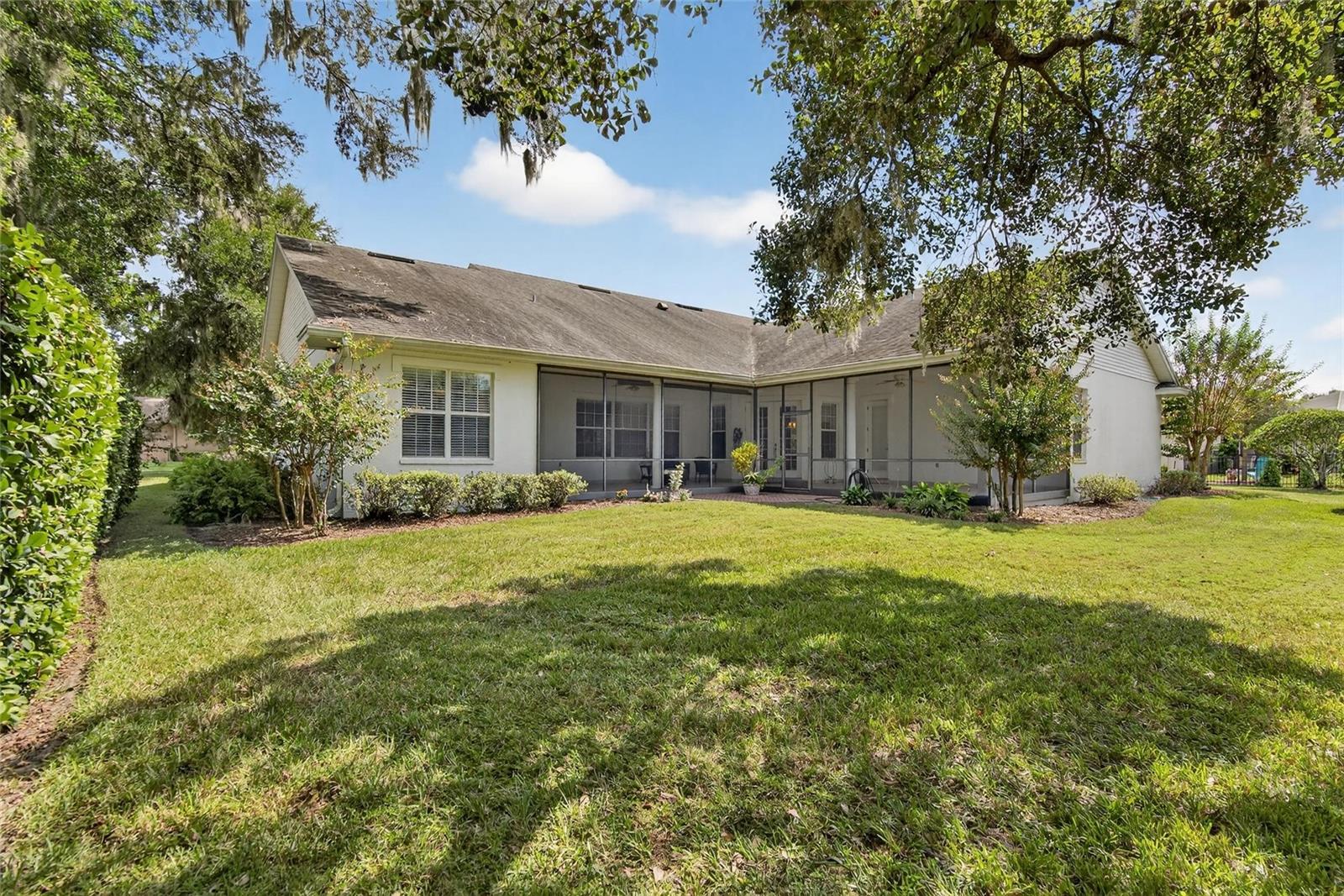 ASHTON OAKS - Residential