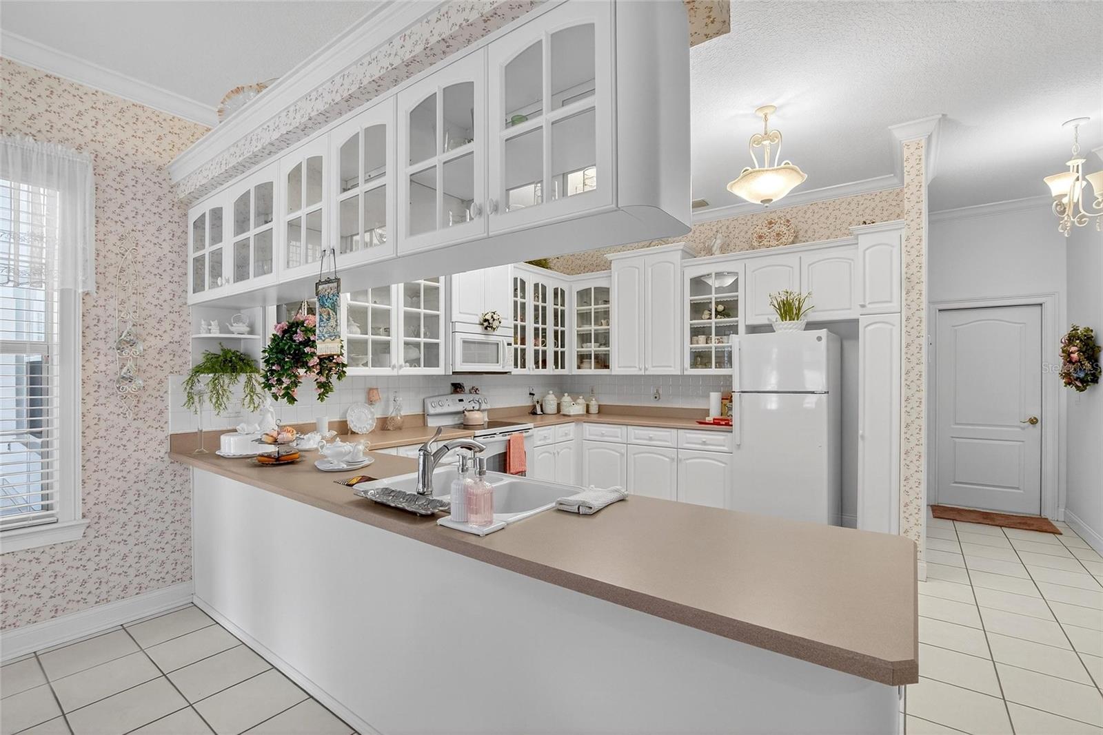 ASHTON OAKS - Residential