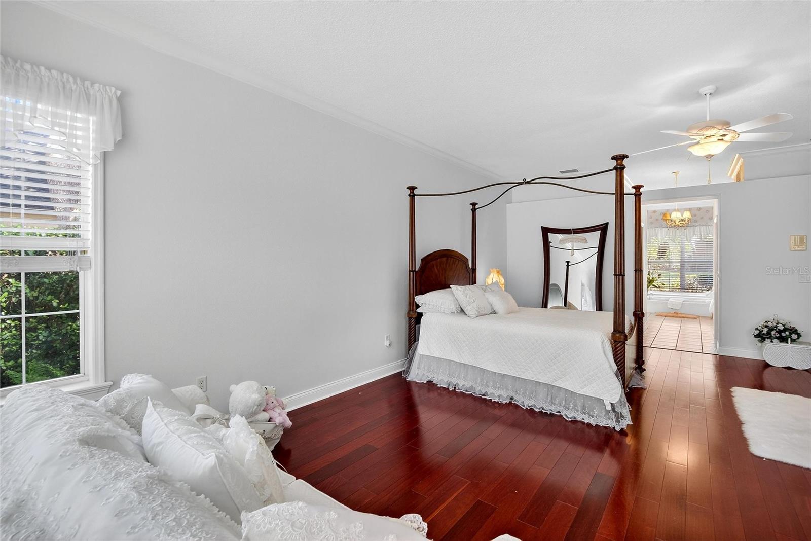 ASHTON OAKS - Residential