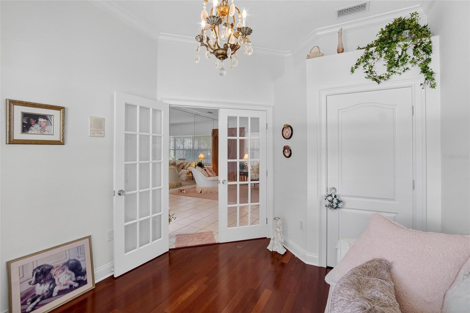 ASHTON OAKS - Residential