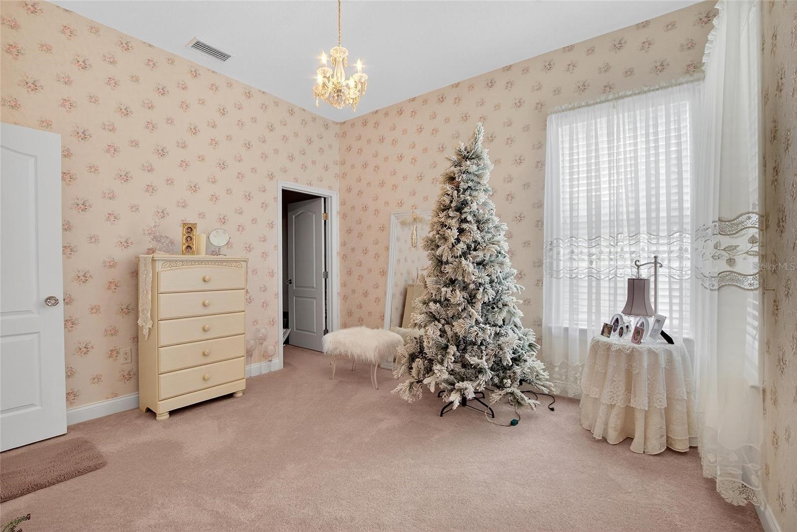 ASHTON OAKS - Residential
