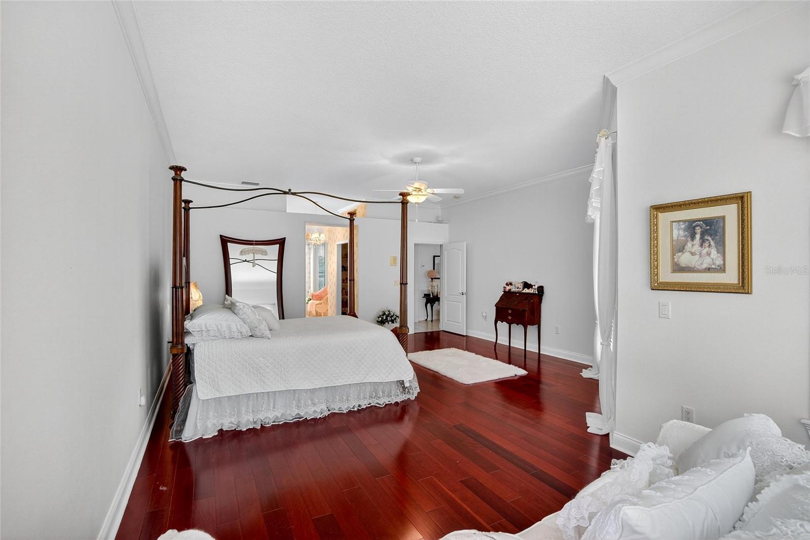 ASHTON OAKS - Residential