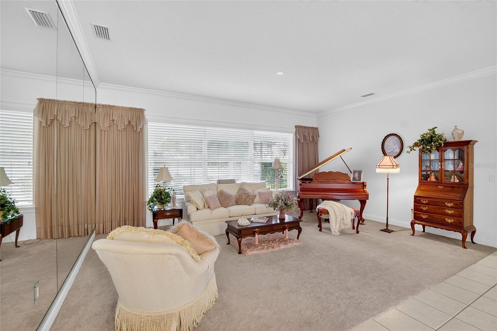 ASHTON OAKS - Residential