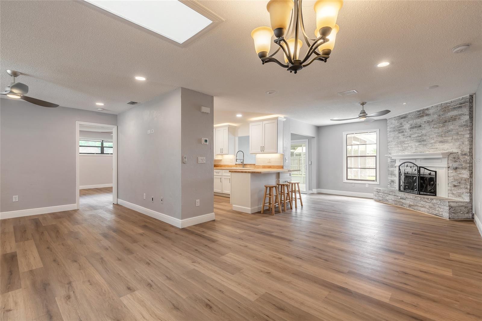 TREETOP SUB - Residential