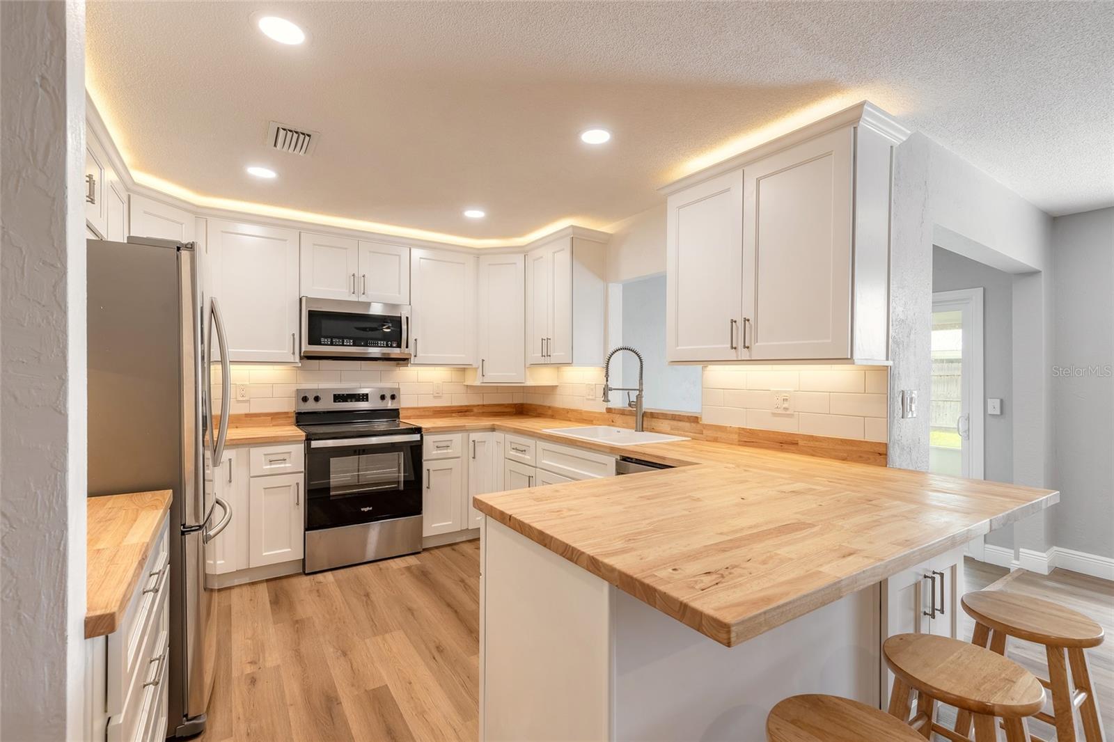 TREETOP SUB - Residential