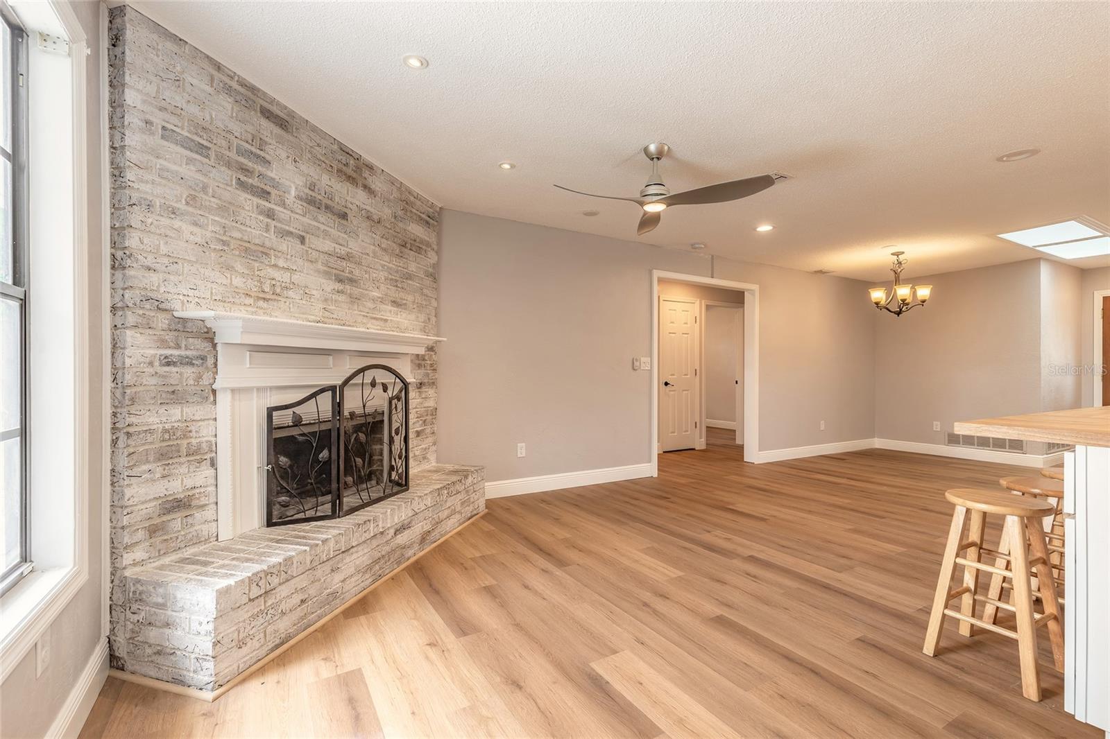 TREETOP SUB - Residential