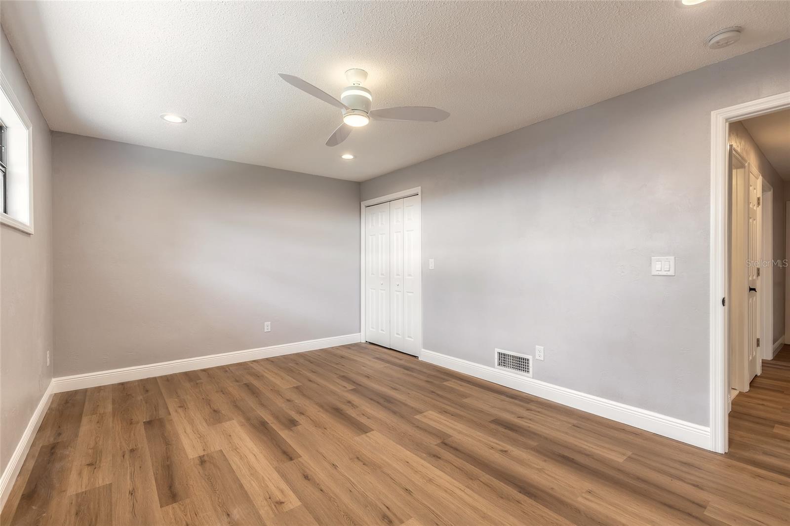 TREETOP SUB - Residential