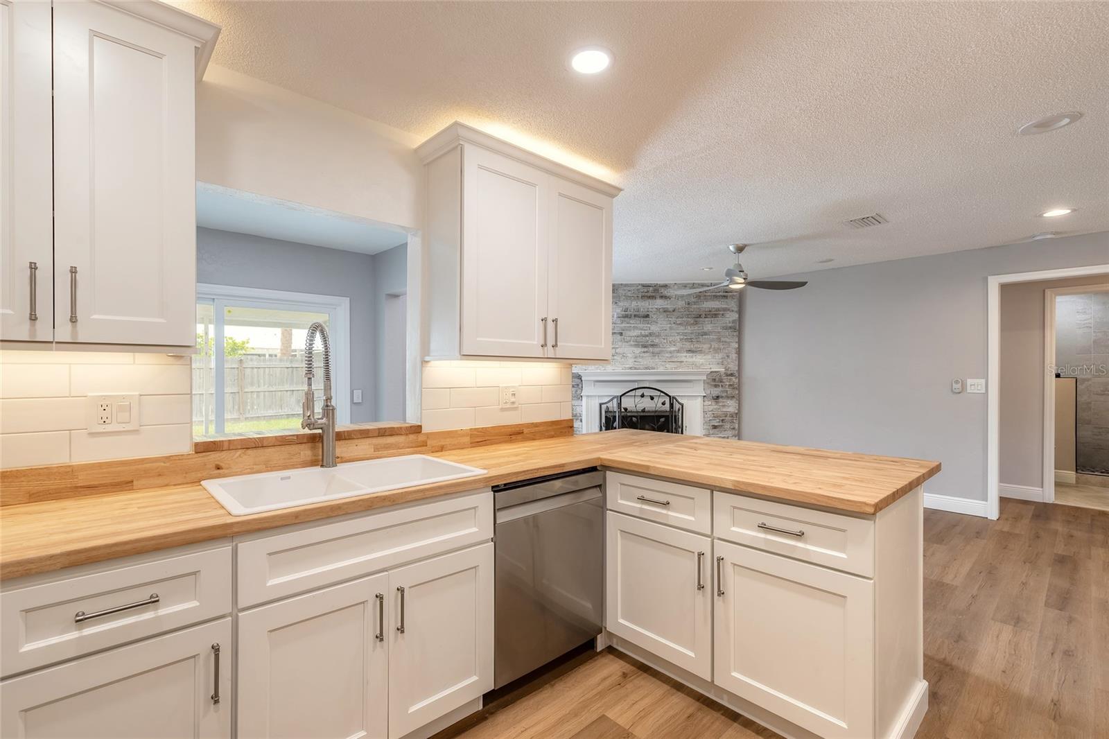 TREETOP SUB - Residential