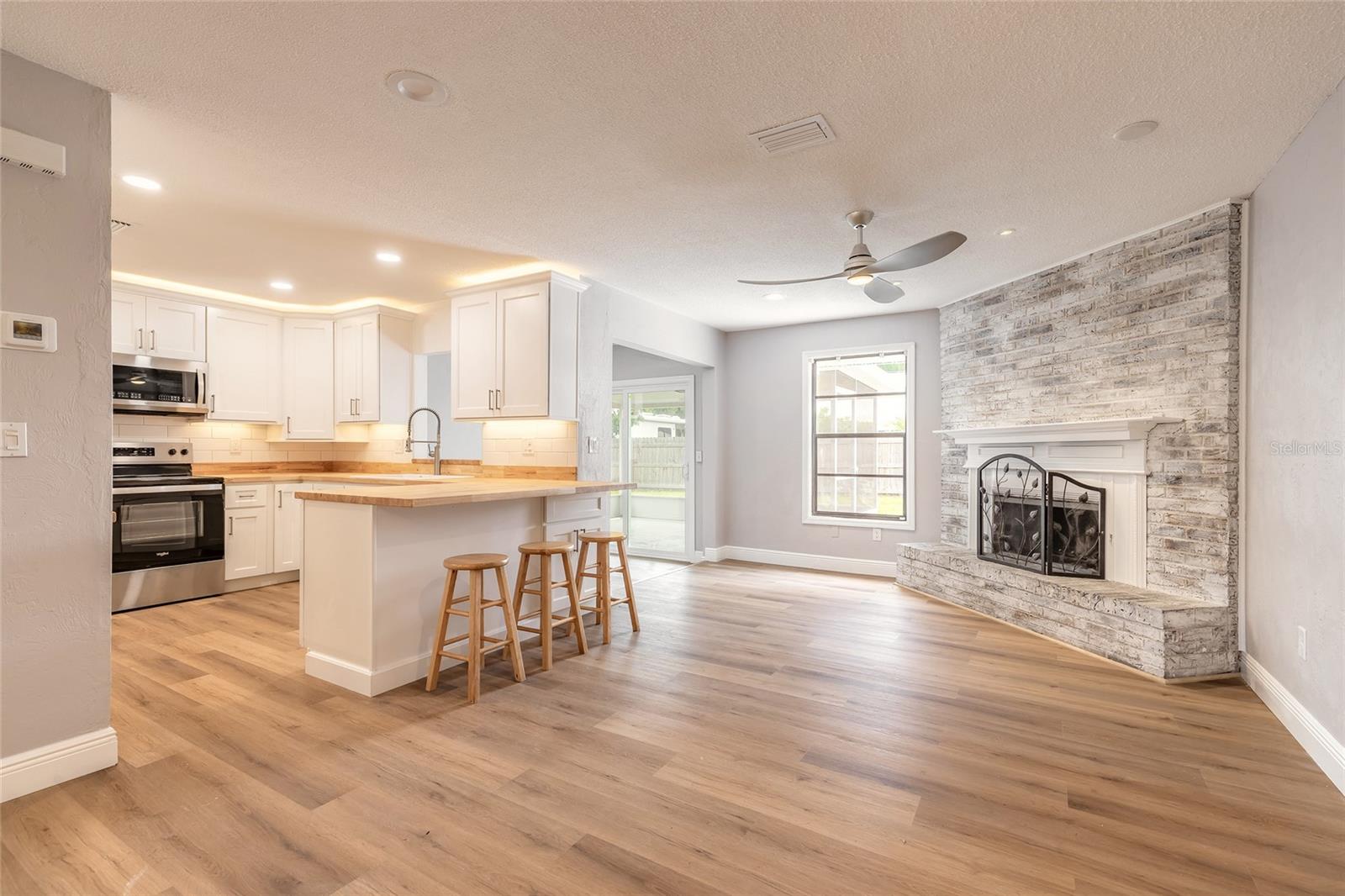 TREETOP SUB - Residential