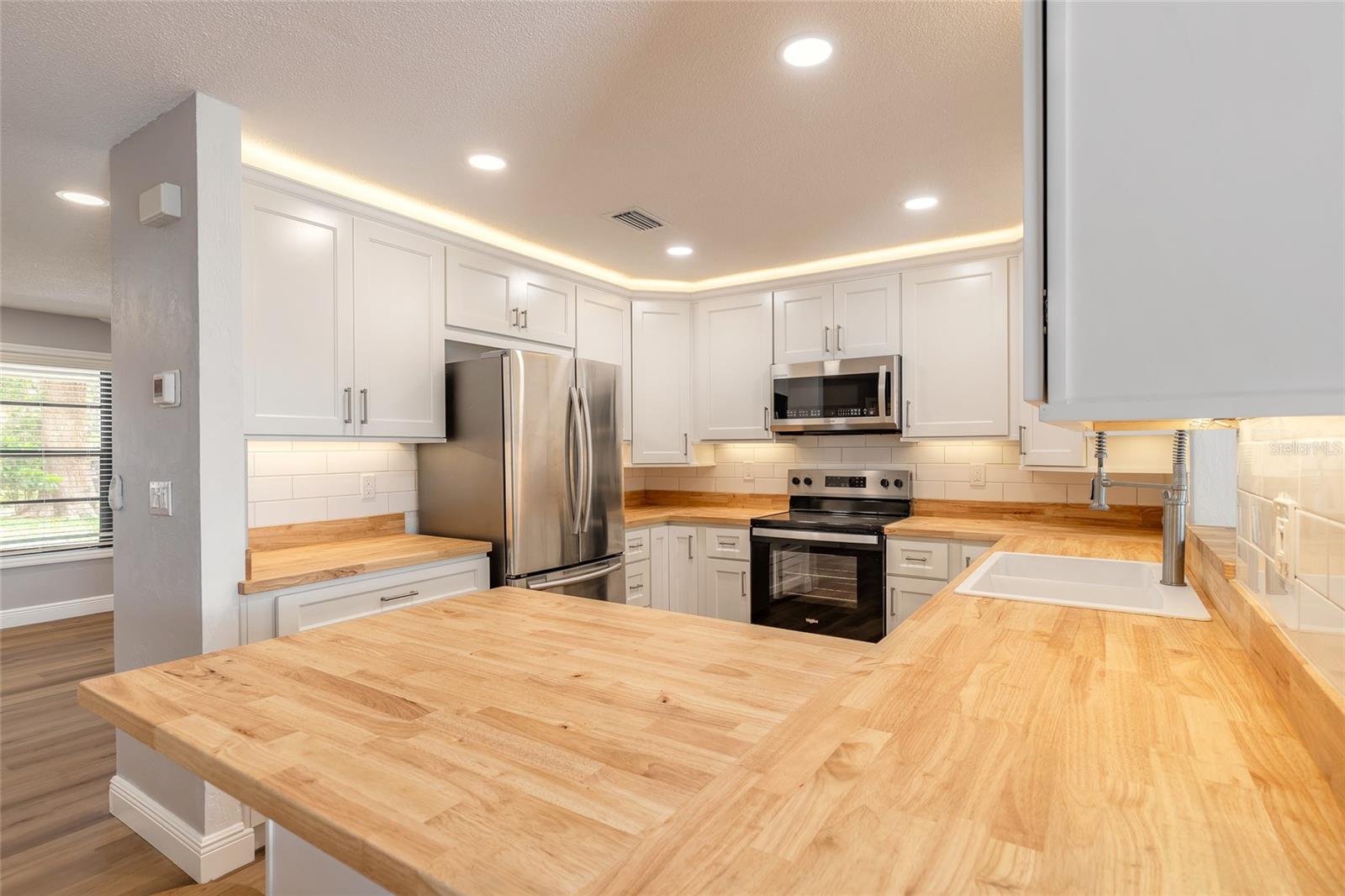 TREETOP SUB - Residential