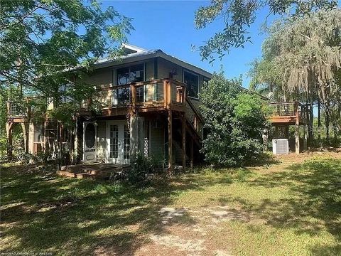 Photo of 2530 Van Pelt Road, Sebring, FL 33870 (MLS # TB8391912)