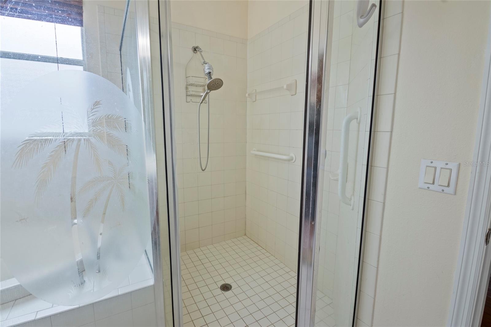 LEESBURG ARLINGTON RIDGE PH 1-B - Residential