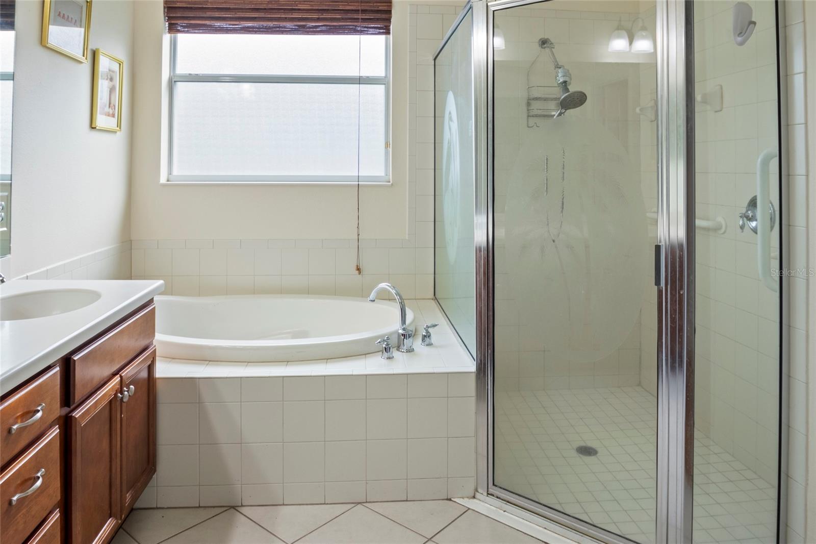 LEESBURG ARLINGTON RIDGE PH 1-B - Residential