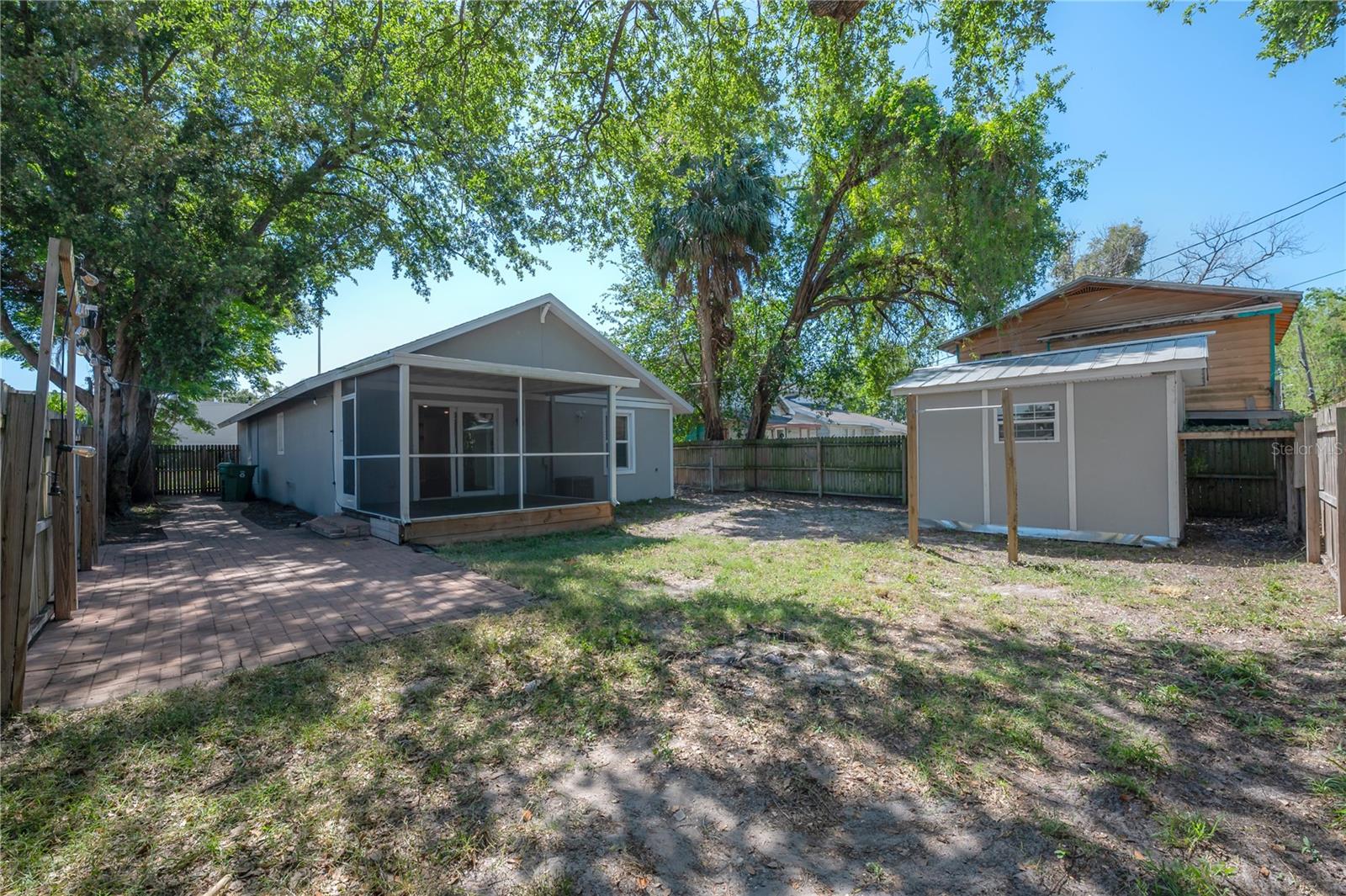 BLACKS W C SUB - Residential Lease
