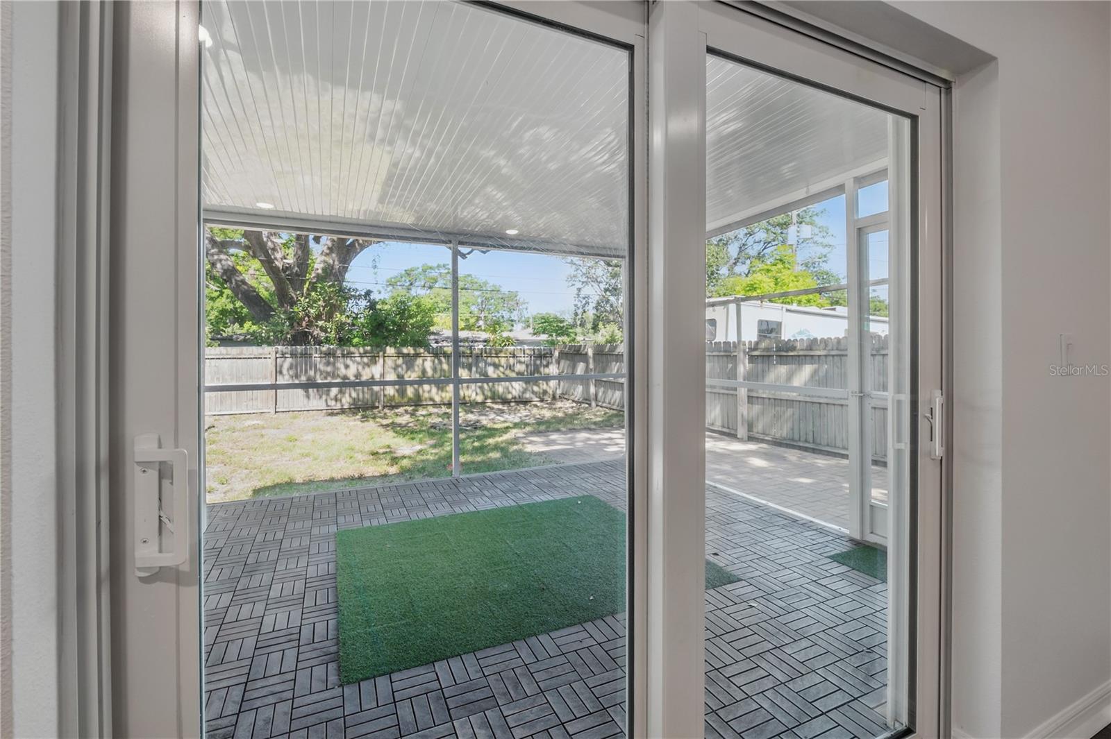 BLACKS W C SUB - Residential Lease