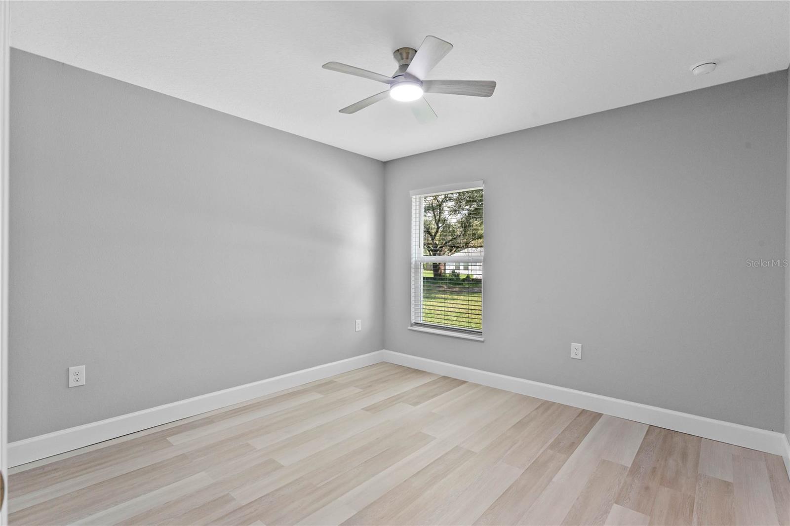 DELTONA LAKES UNIT 74 - Residential Lease