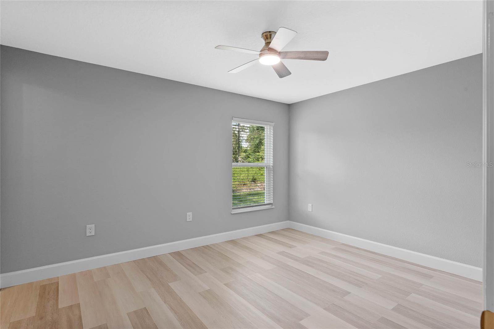 DELTONA LAKES UNIT 74 - Residential Lease