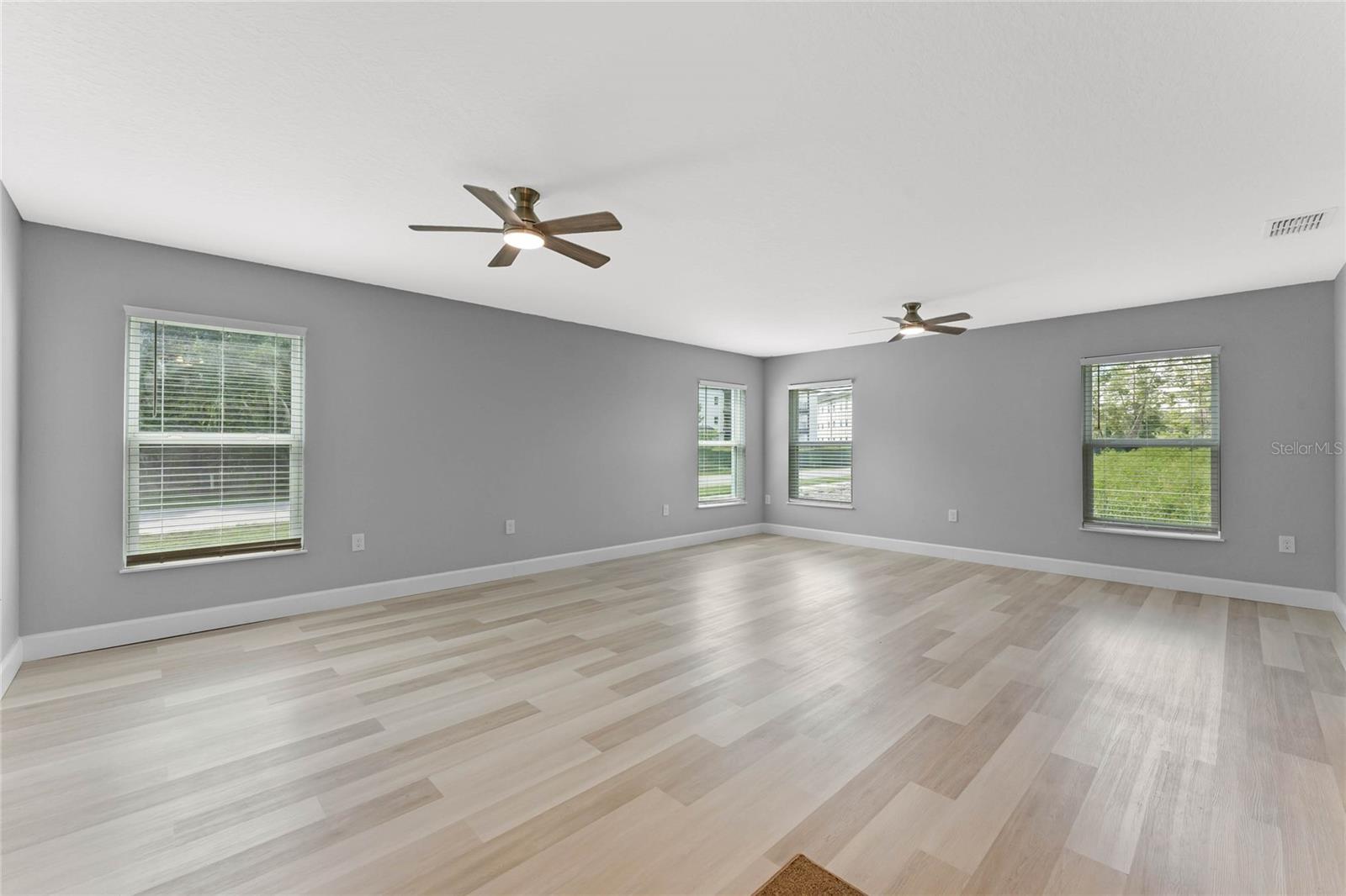 DELTONA LAKES UNIT 74 - Residential Lease